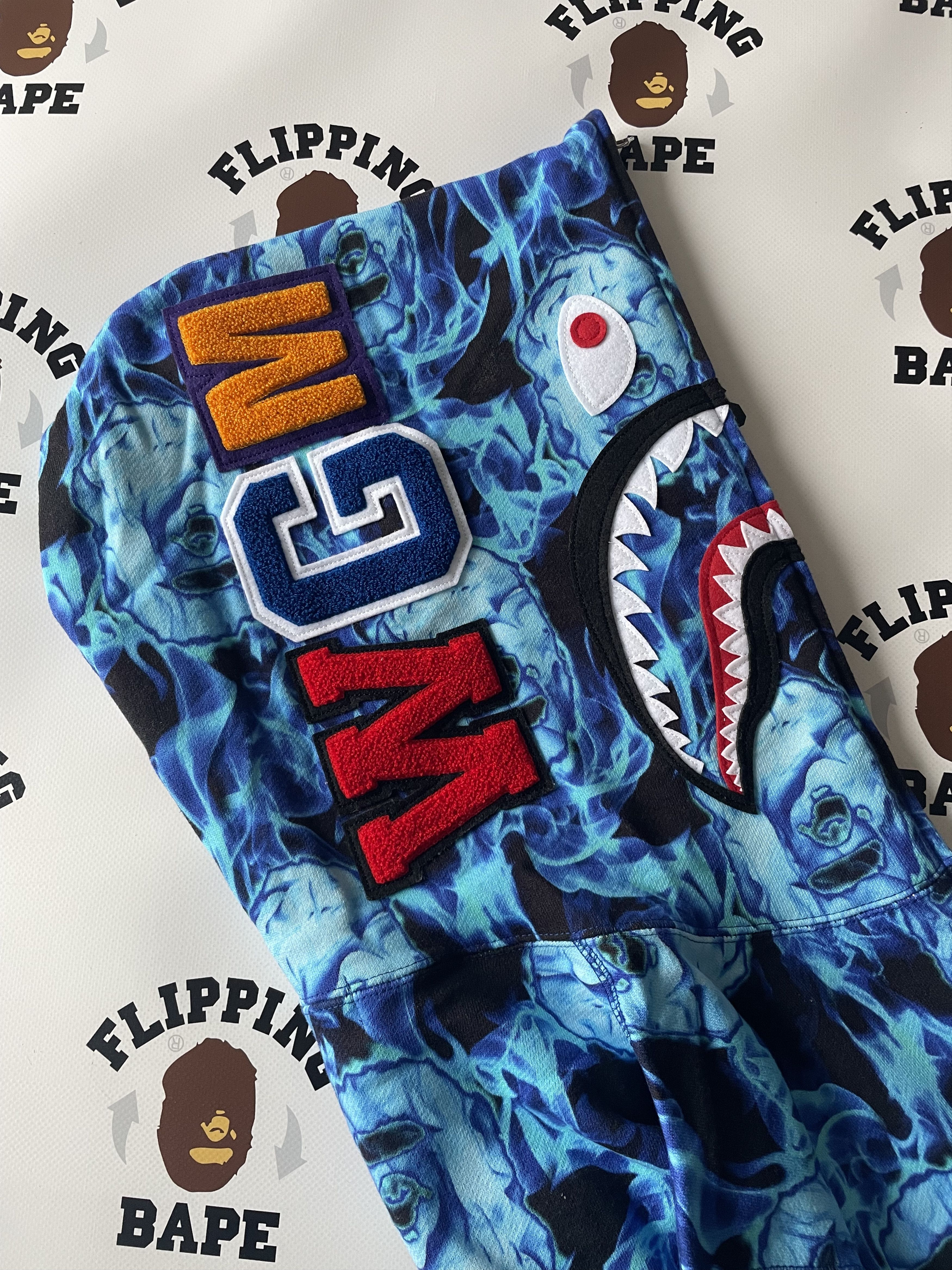 Bape BAPE FLAME SHARK FULL ZIP HOODIE Size US S / EU 44-46 / 1 - 4 Thumbnail