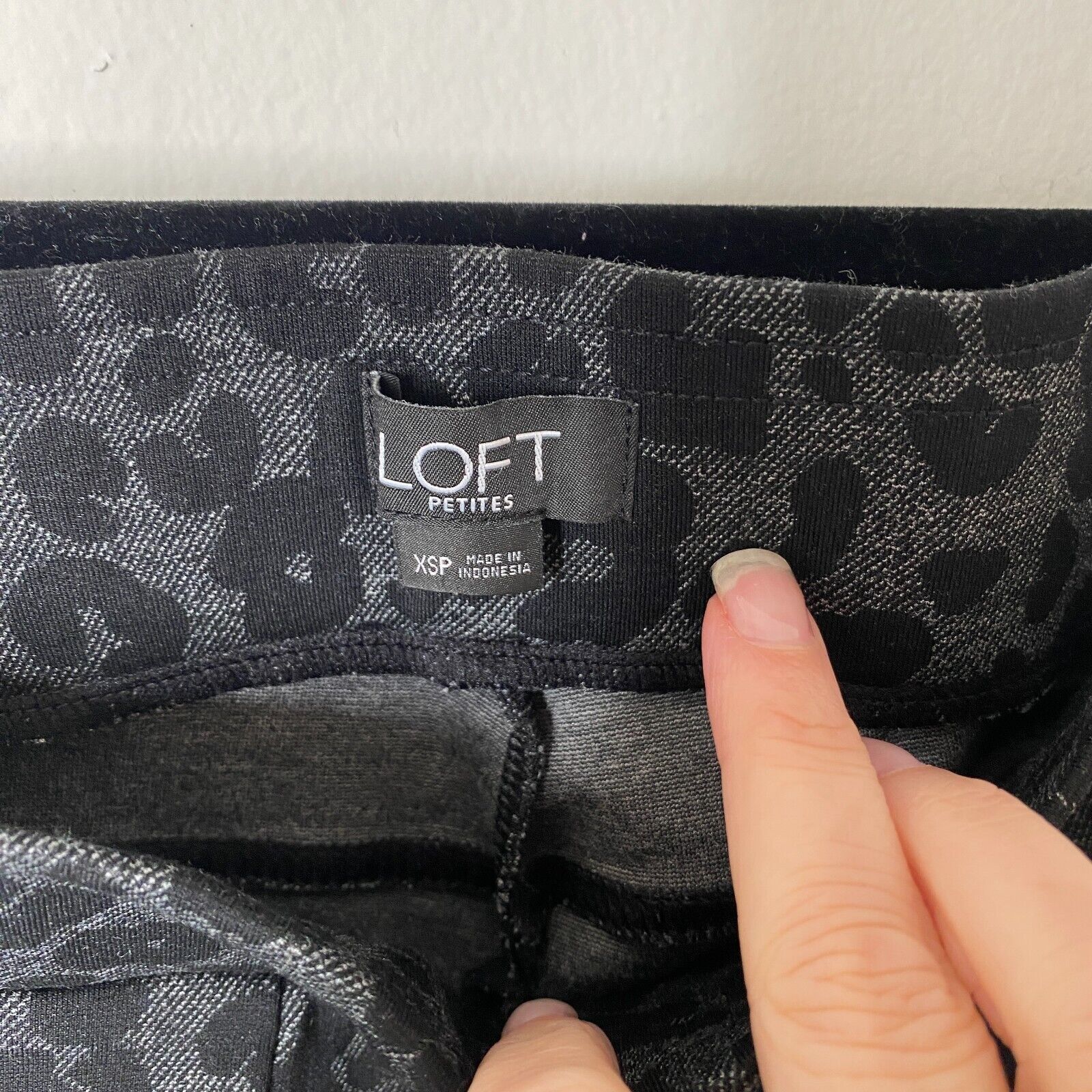 Loft Loft Black Gray Leopard Ponte Legging Jegging High Waist XSP Size 25" / US 0 / IT 36 - 4 Thumbnail
