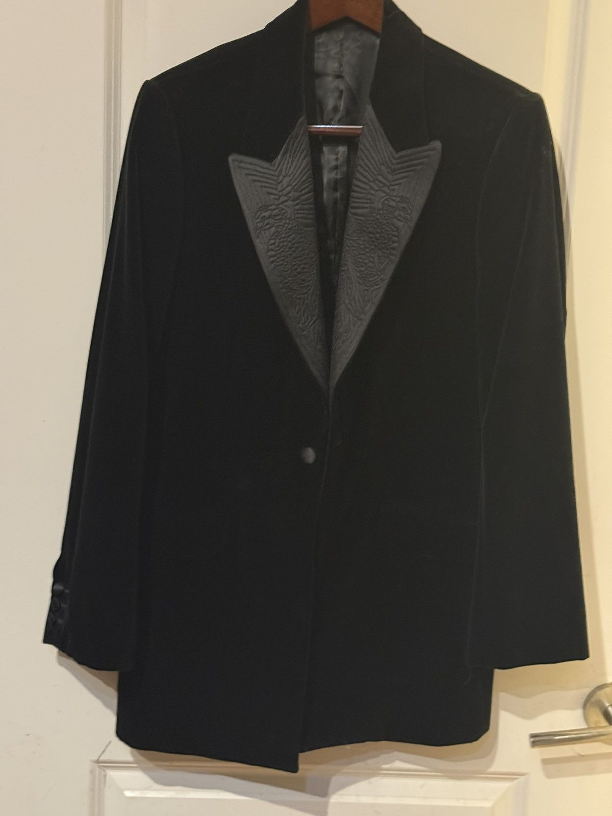 Alexander McQueen Alexander McQueen blazer velvet Size 44R - 1 Thumbnail