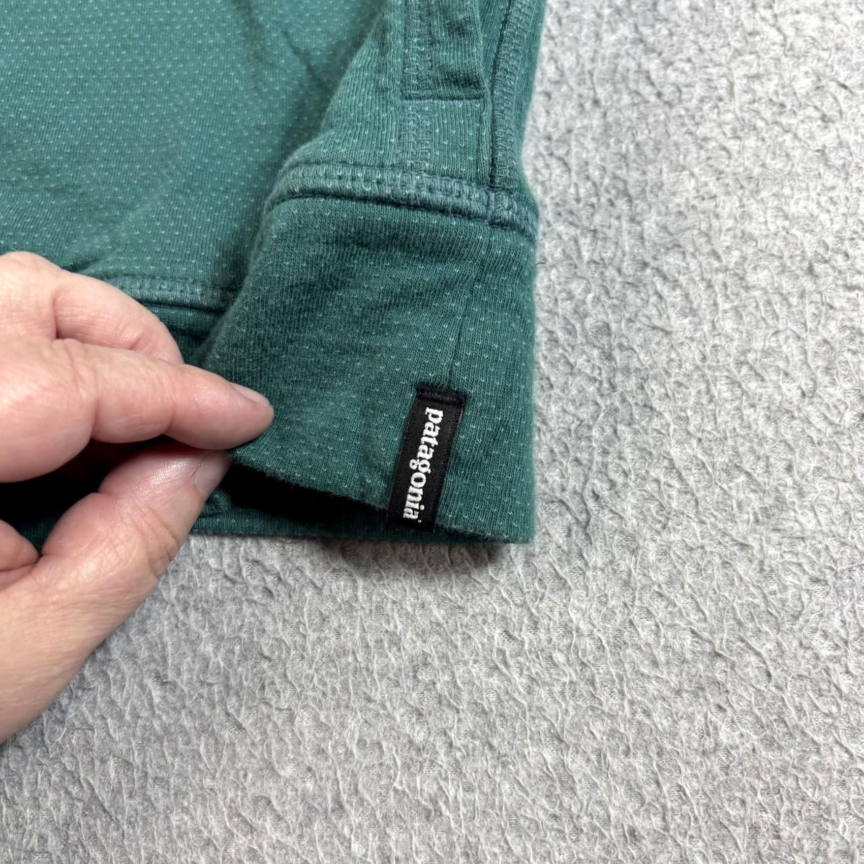 Patagonia Patagonia Sweatshirt Womens L Green Cowl Neck Pullover Pockets Knit Cotton Regular Raglan Sleeves - Outdoor Casual Size L / US 10 / IT 46 - 6 Thumbnail