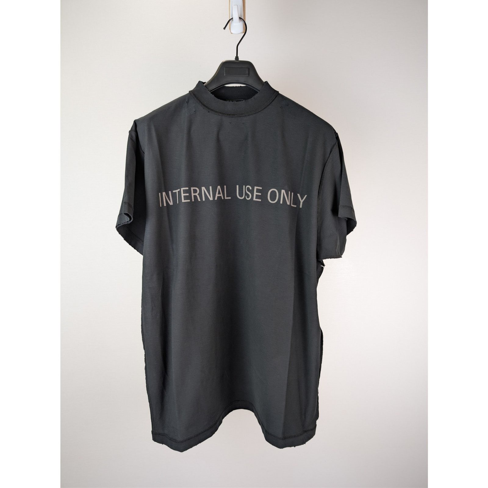 Balenciaga o1rshd1 Q:2 / Internal Use Only Inside-Out Vintage T-Shirt Size US M / EU 48-50 / 2 - 1 Thumbnail