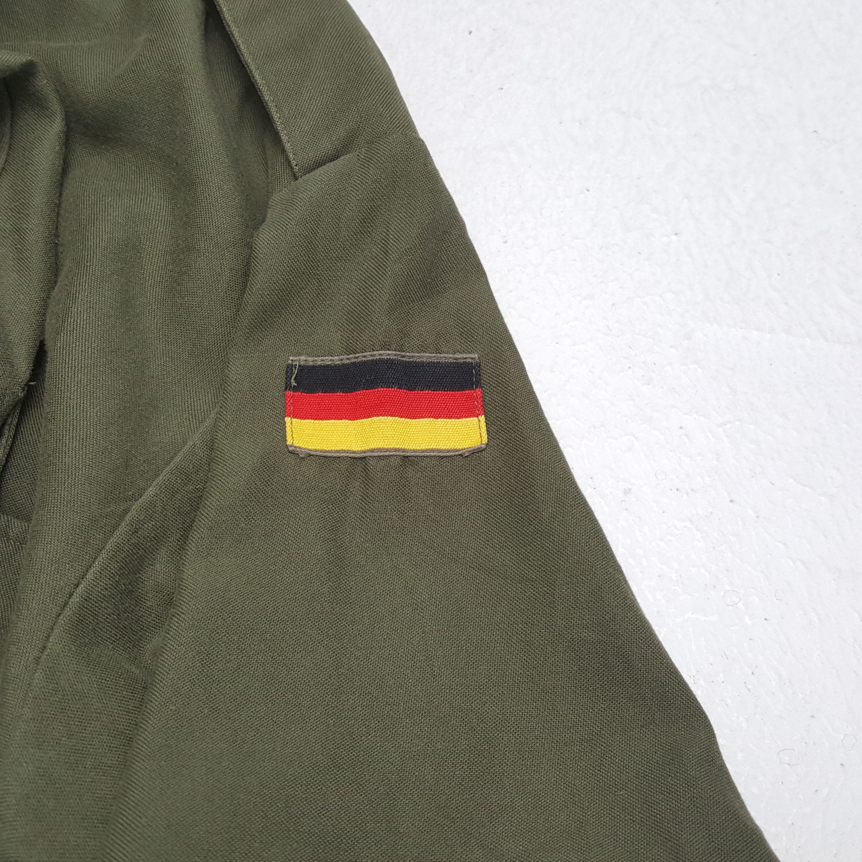 Vintage Military Army Style Custom Art Shirt Size US L / EU 52-54 / 3 - 7 Thumbnail