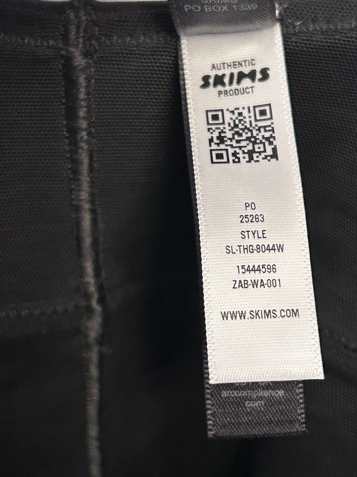 SKIMS SKIMS Ultimate Push-up Thong Bodysuit size XL NWT Onyx Size XL / US 12-14 / IT 48-50 - 6 Thumbnail