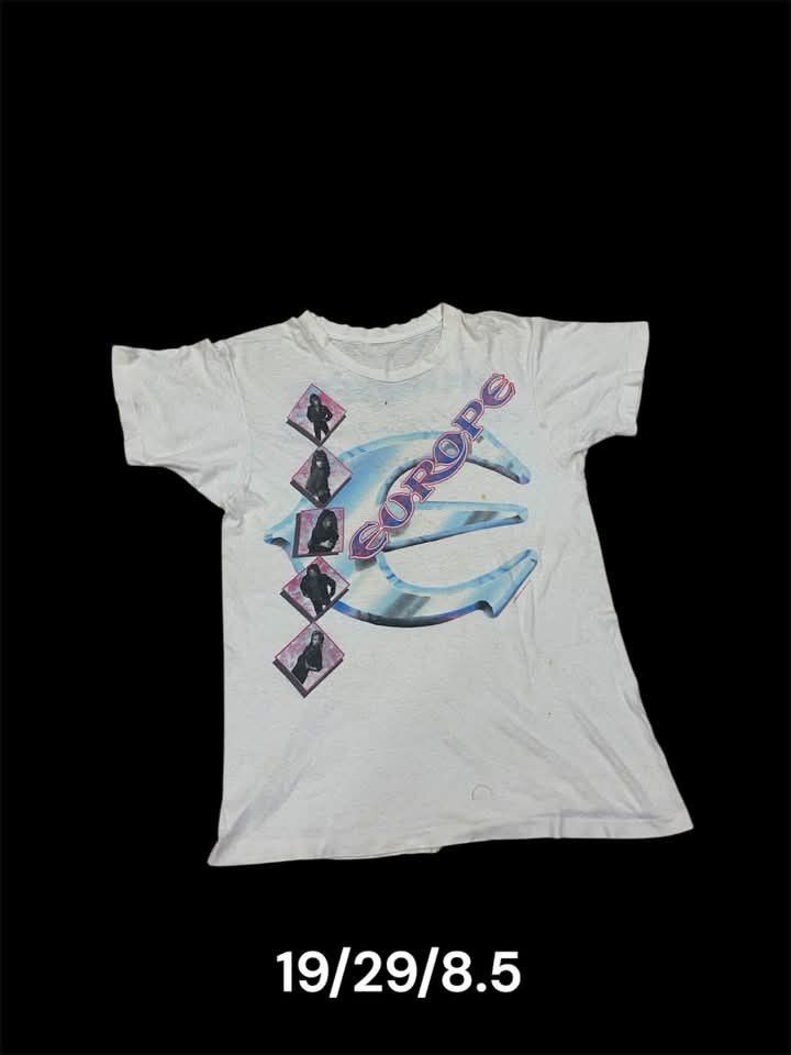 Band Tees vintage europe band tees Size US L / EU 52-54 / 3 - 1 Thumbnail
