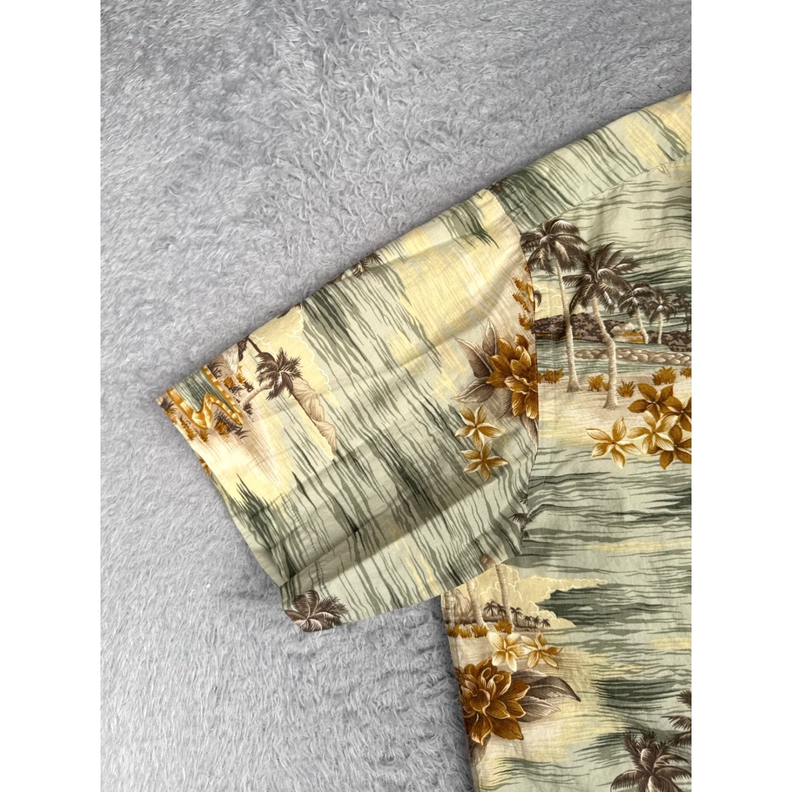 Vintage Hula Hula Shirt Men L Beige Floral Leaf Button-Up Hawaiian 100% Rayon Pocket Styles: All Seasons, Breathable, Pockets Vintage: No Size US L / EU 52-54 / 3 - 3 Thumbnail