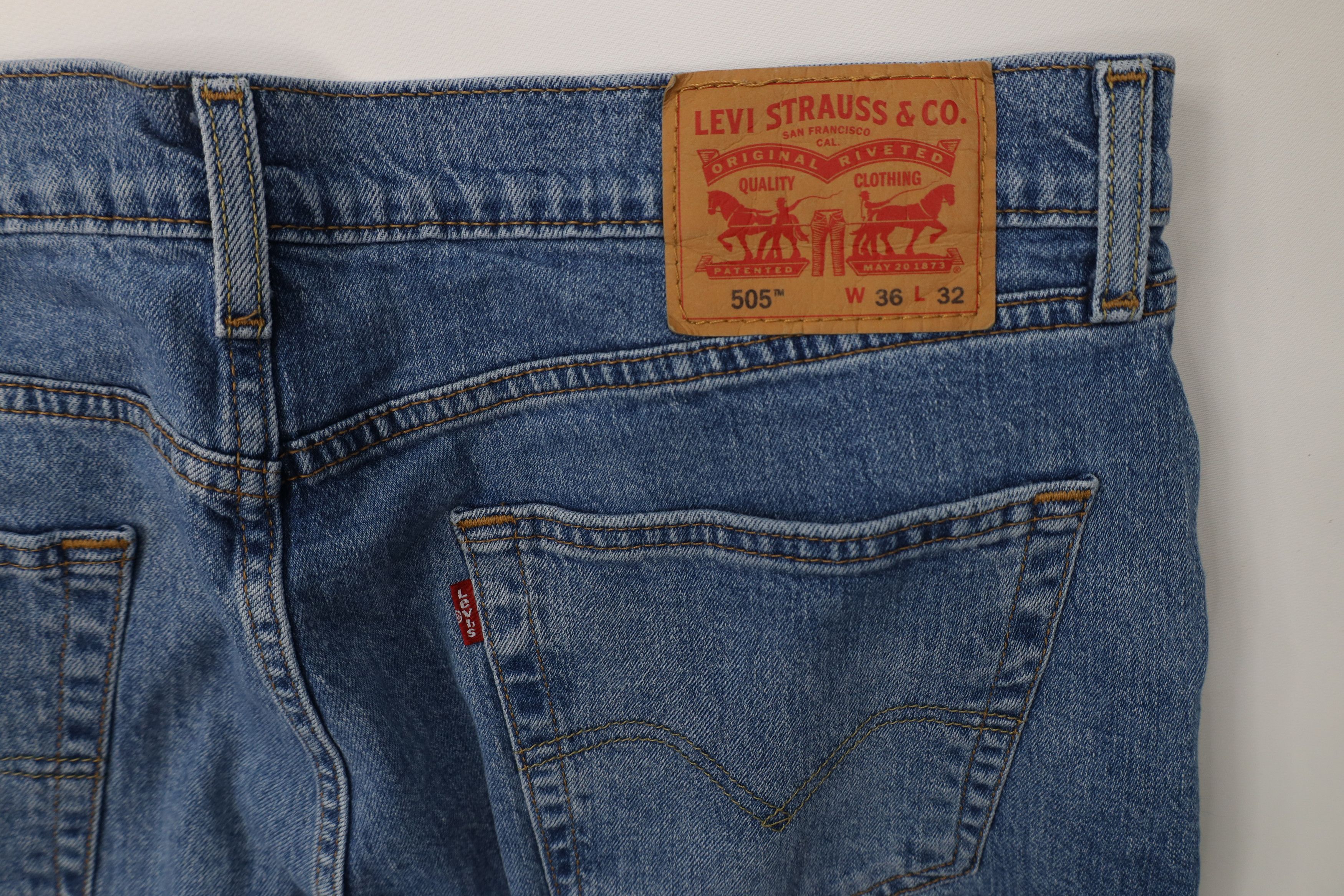Levi's Vintage Y2K Levis 505 Regular Straight Leg Denim Jeans Blue Size US 36 / EU 52 - 11 Thumbnail