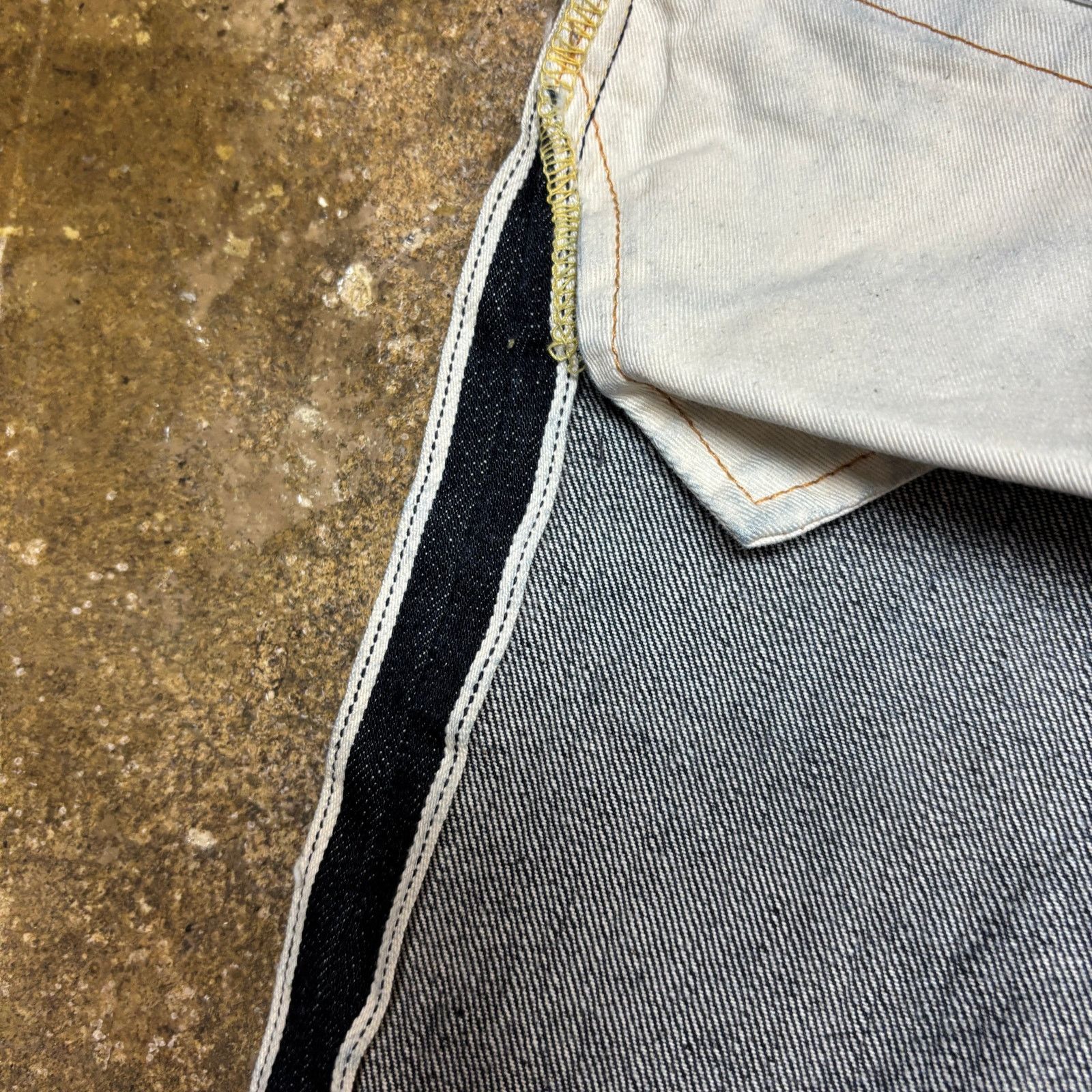 Tellason Tellason Elgin Mid Rise Slim Tapered Selvedge Jeans 31x25 Size US 31 - 8 Thumbnail