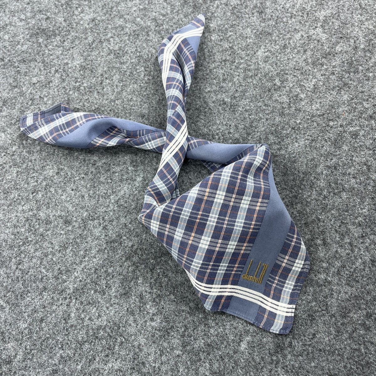 Alfred Dunhill Alfred Dunhill Handkerchief / Bandana / Neckerchief B865 Size ONE SIZE - 7 Thumbnail