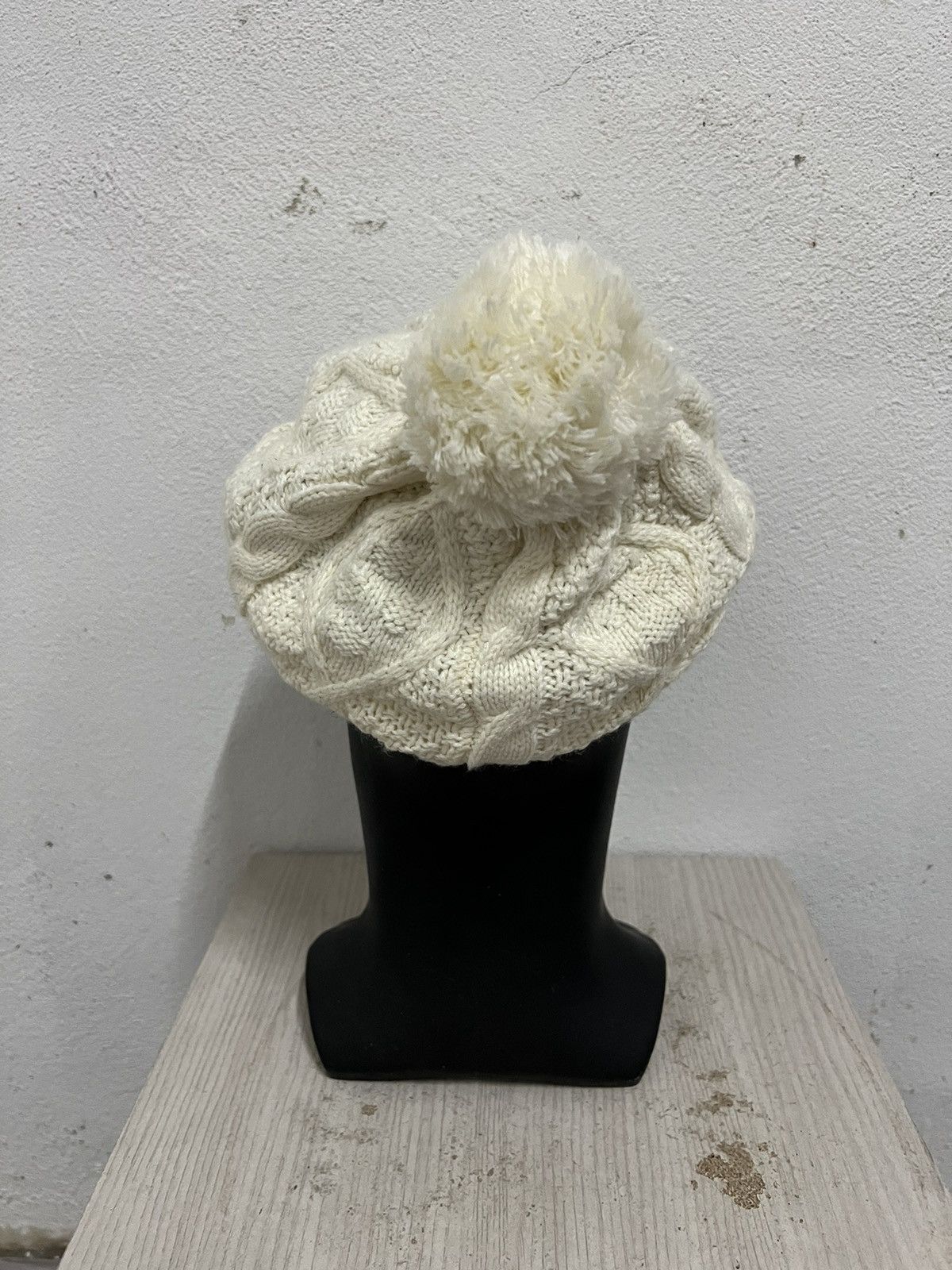 Uniqlo Uniqlo Crochet Beanie Hat Size ONE SIZE - 5 Thumbnail