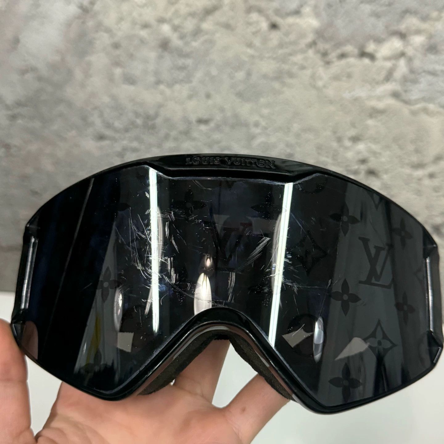 Louis Vuitton Louis Vuitton LV snow goggles Size ONE SIZE - 7 Thumbnail