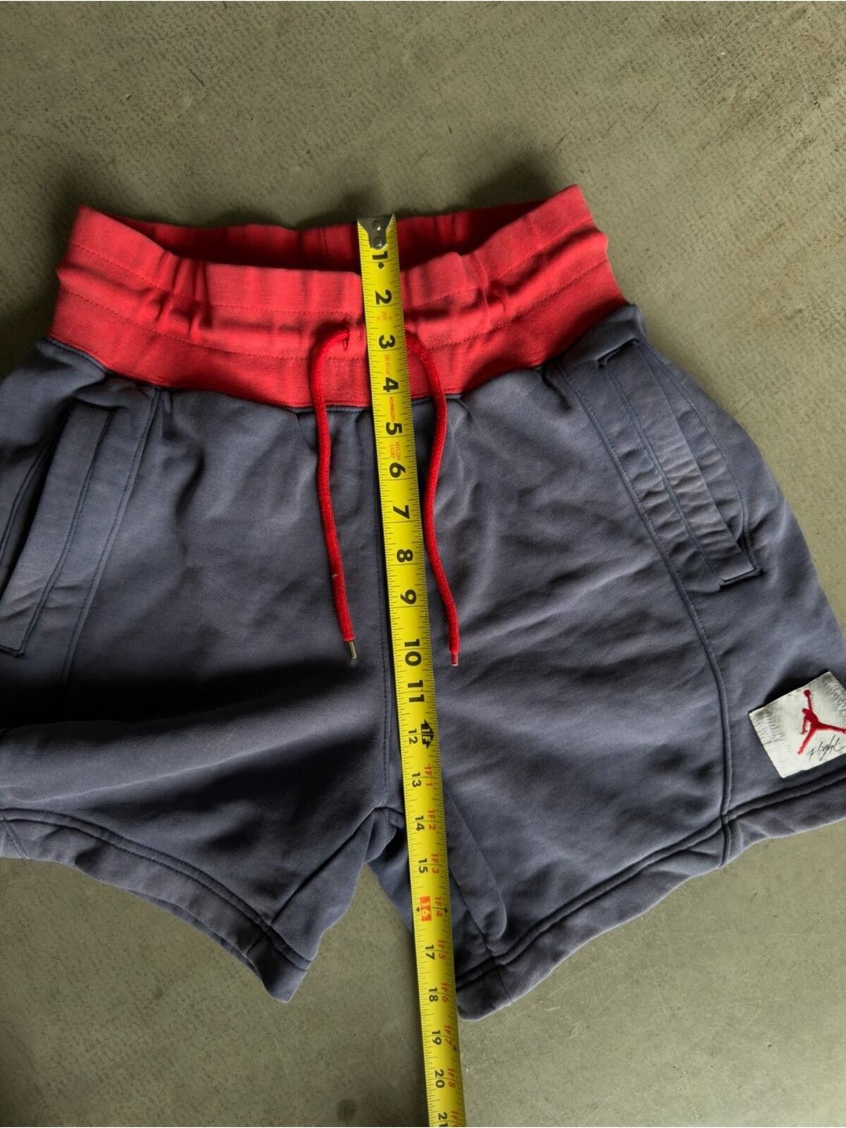 Jordan Brand Nike Jordan / Retro Fleece Sweat Shorts / Blue Red Size 28" / US 6 / IT 42 - 4 Thumbnail