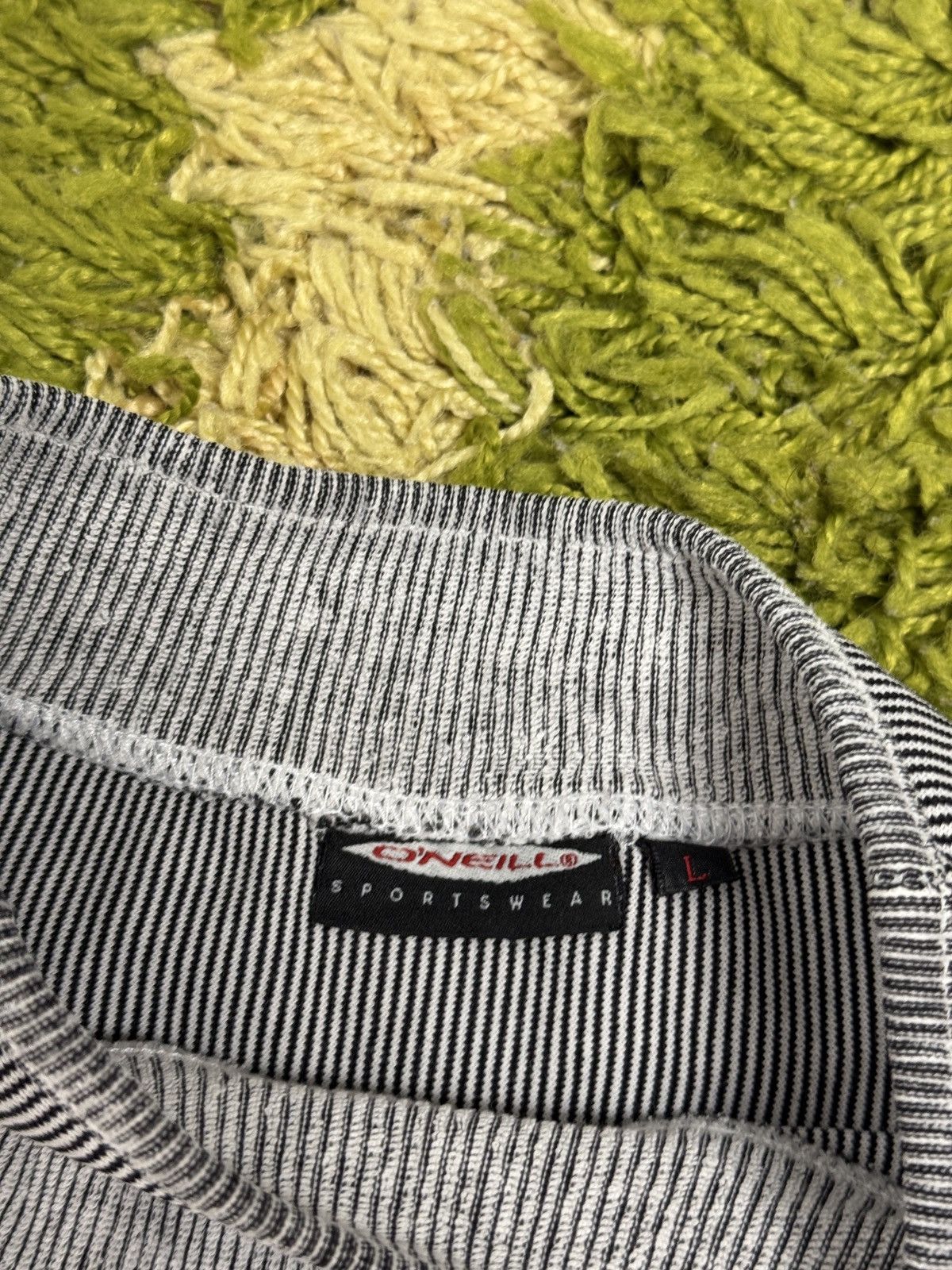 O'Neill × Vintage Vintage Y2k Surf Oneill Long-sleeve Faded 90s Size US XL / EU 56 / 4 - 5 Thumbnail