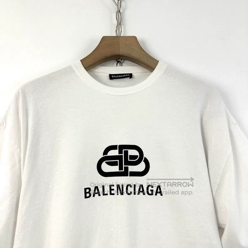 Balenciaga Balenciaga Men's Classic Buckled Printed Logo T-Shirt Size US XS / EU 42 / 0 - 3 Thumbnail