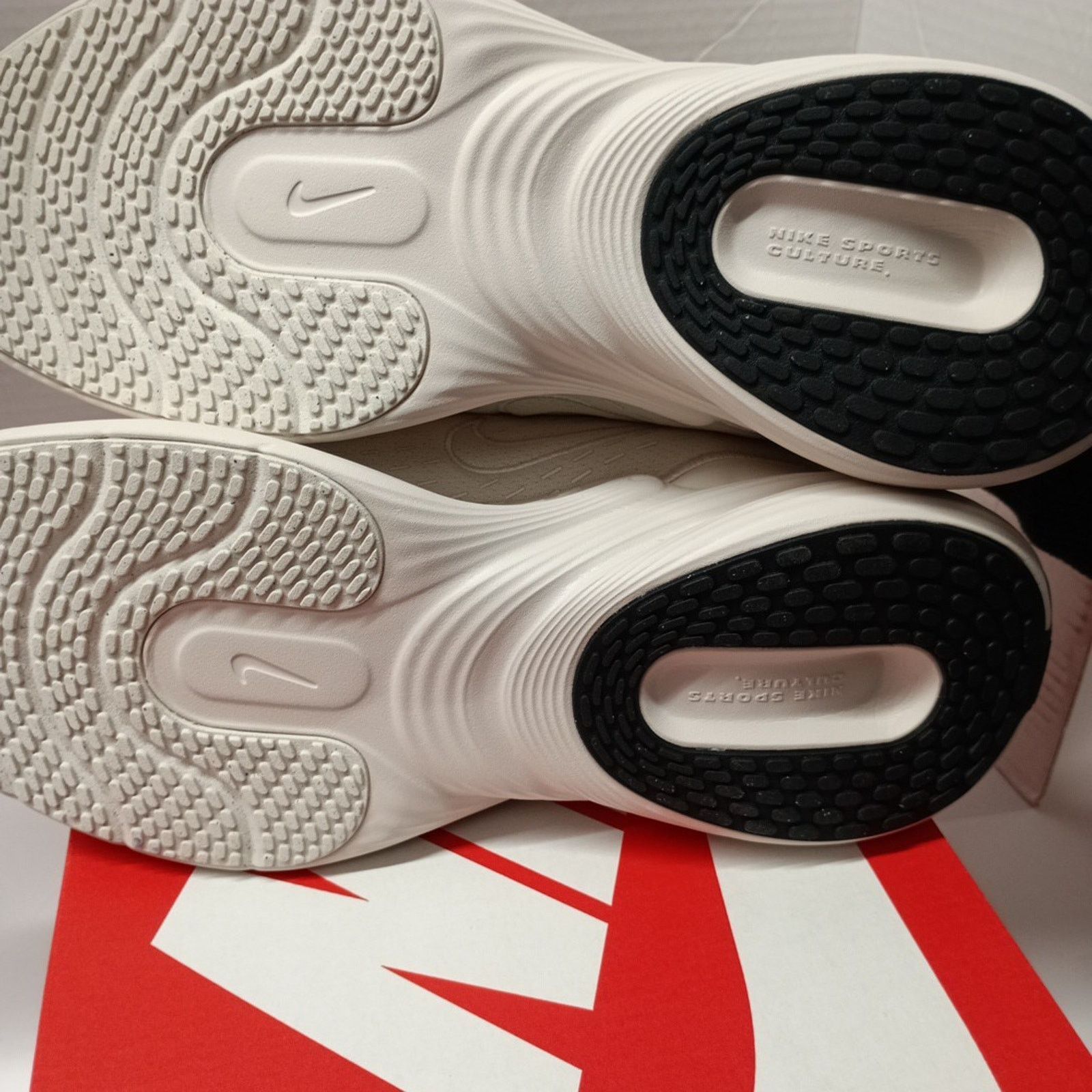 Nike Nike Uplift SC Phantom Men's Size 11/ Women's Size 12.5 Size US 11 / EU 44 - 7 Thumbnail