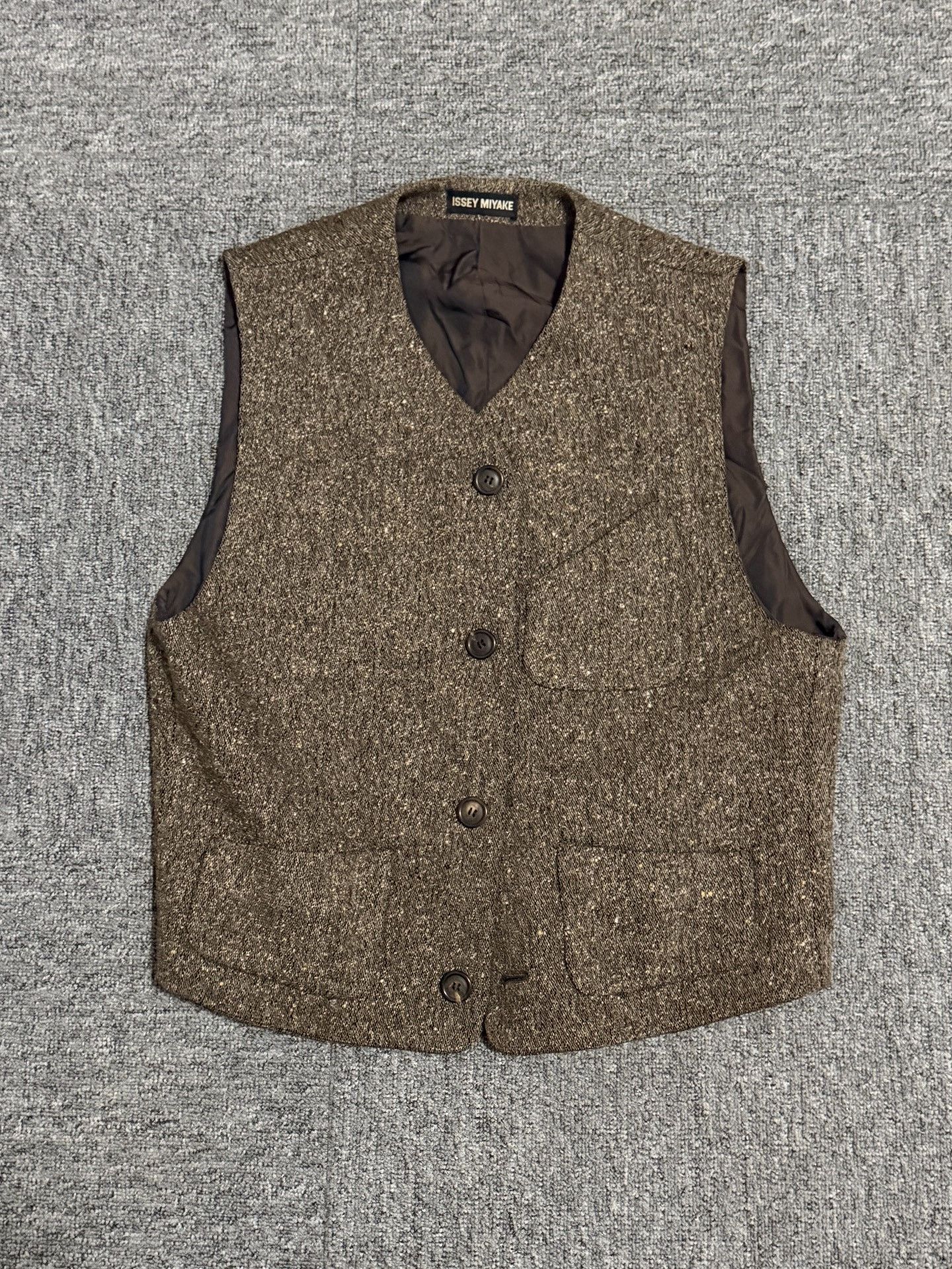 Issey Miyake Issey Miyake 80s Wool Curved Pocket Vest Size US M / EU 48-50 / 2 - 1 Thumbnail