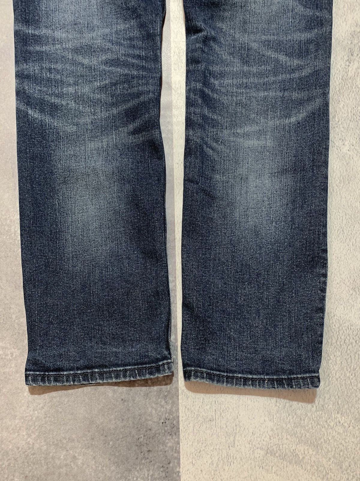 Levi's × Vintage Vintage Y2K Levi’s jeans streetwear style size 31x32 Size US 31 - 3 Thumbnail