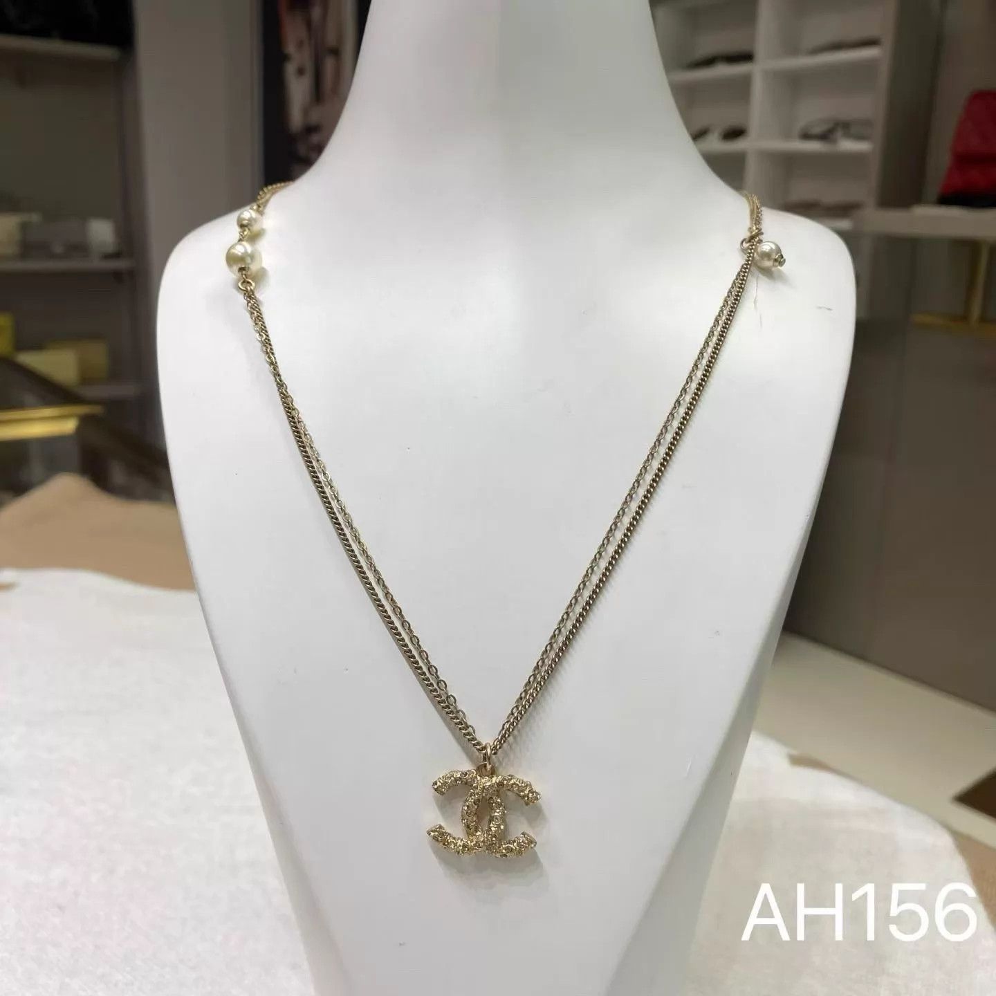 Chanel Chanel Classic CC Necklace Sparkly Side Pearls 58cm AH156 Size ONE SIZE - 2 Thumbnail