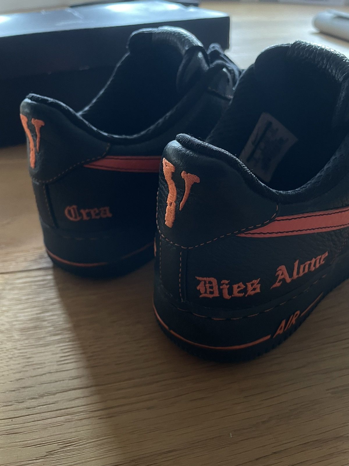 Nike × Vlone Vlone Nike Air Force 1 Low US9 Size US 9 / EU 42 - 6 Thumbnail