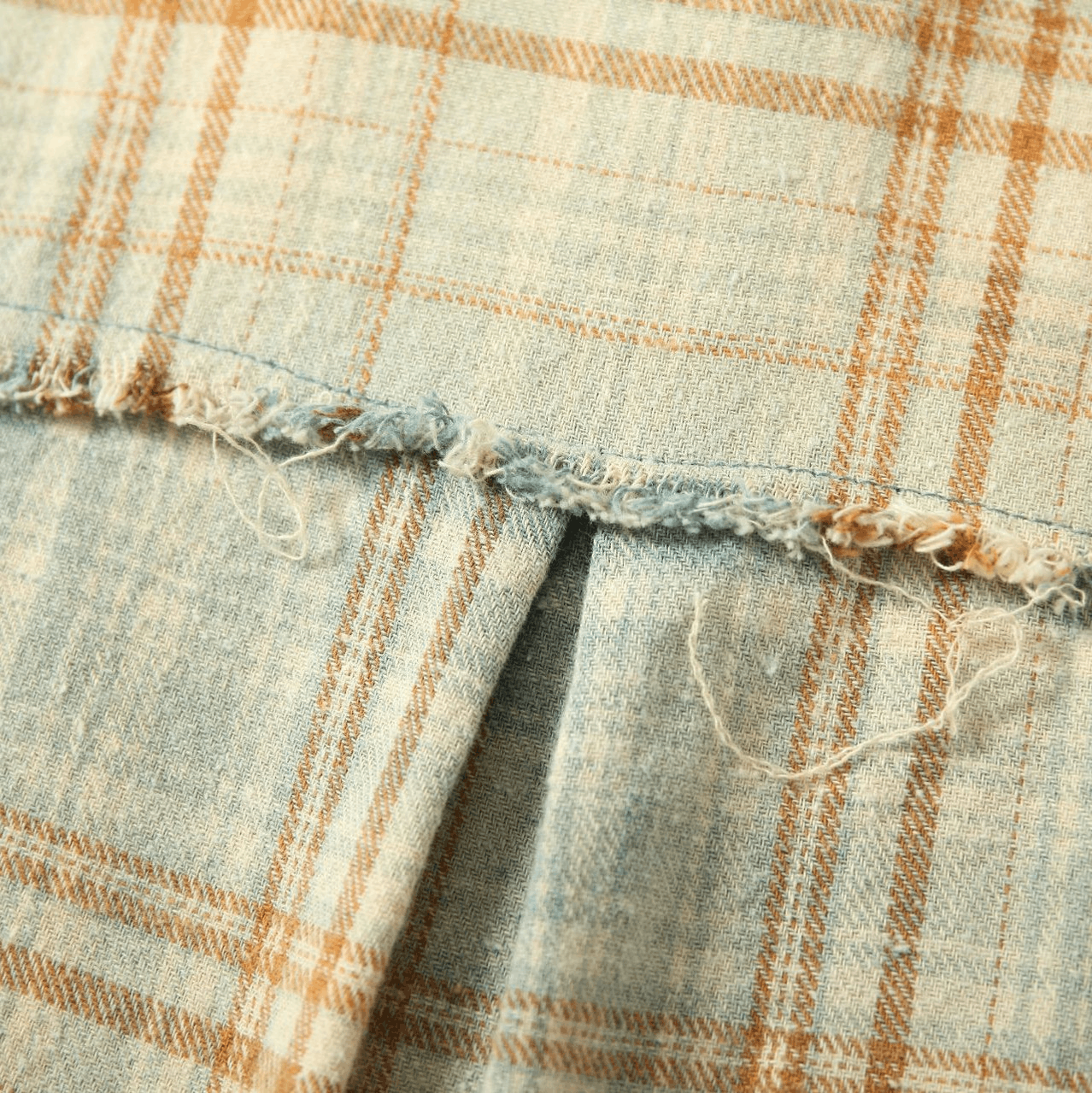 Vintage Plaid Distressed Long Sleeve Shirt Size US L / EU 52-54 / 3 - 4 Thumbnail