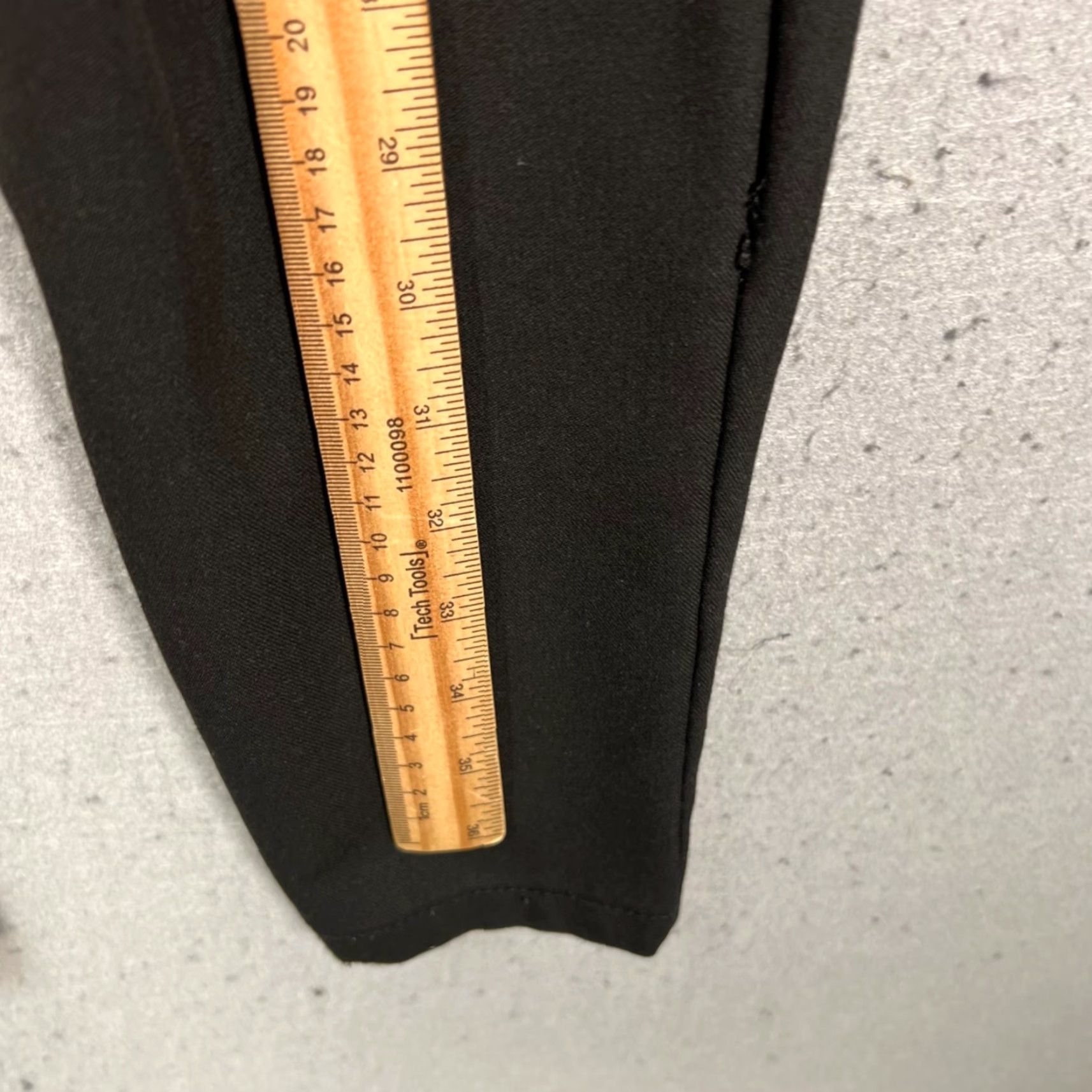 Zara Zara Mens Dress Pants Slim Black 29 Slim Fit Tapered Leg Flat Front Zip Button Polyester Viscose Pants Men Regular 28in Inseam 7/10 Vintage No Size US 29 - 6 Thumbnail