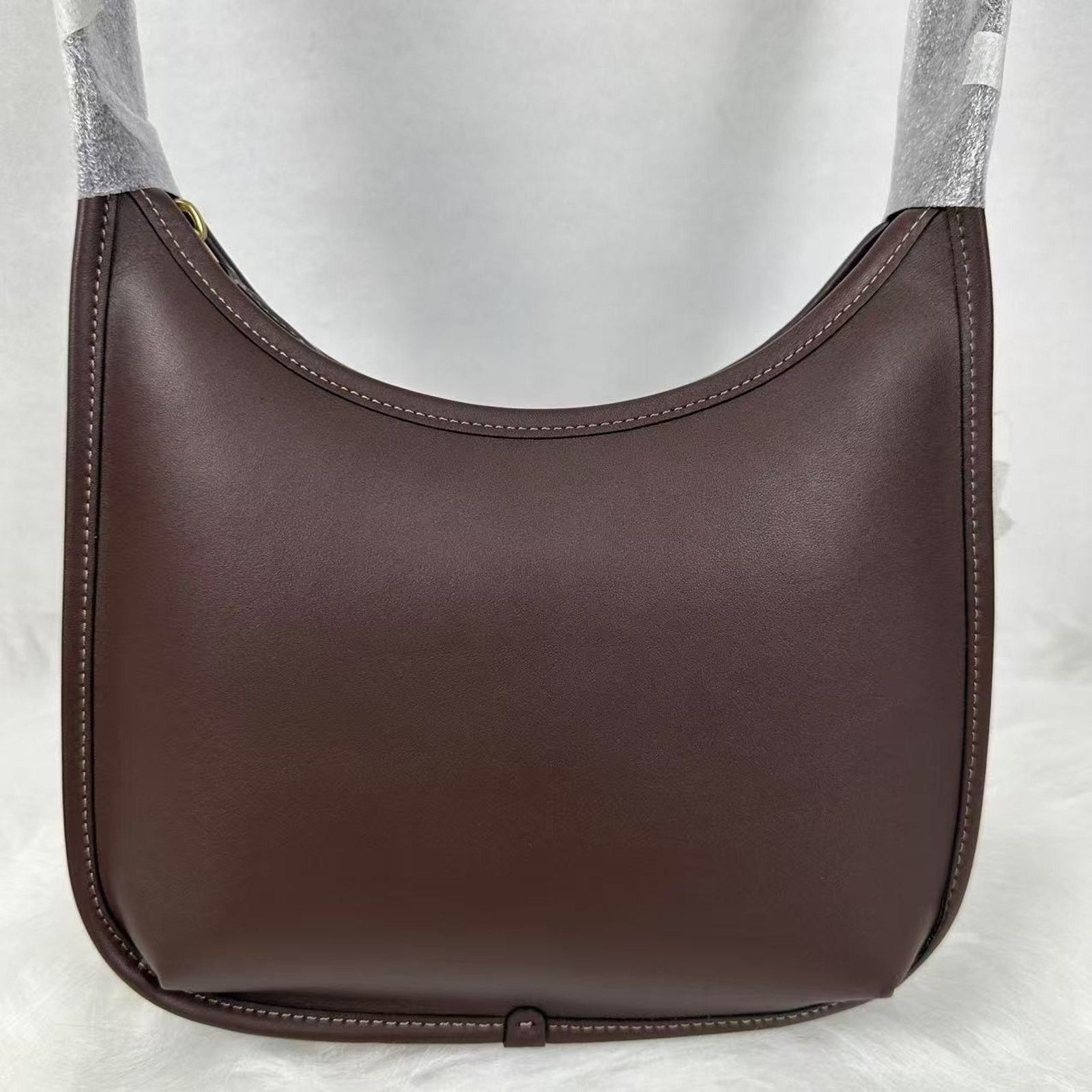 Coach Coach Curve Zip Bag Shoulder Bag In Leather/Gold/Maple CAF11 Size ONE SIZE - 2 Thumbnail