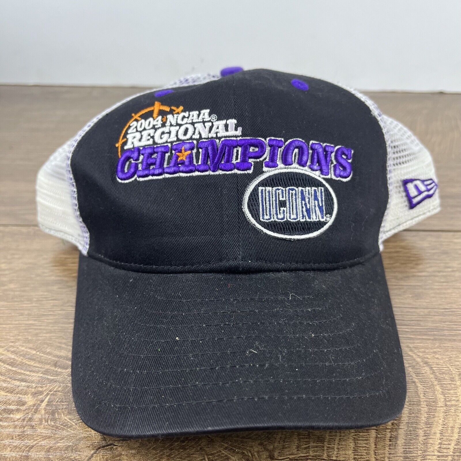 New Era UCONN Huskies Hat 2004 Regional Champions Hat Adjustable Bla Size ONE SIZE - 4 Thumbnail