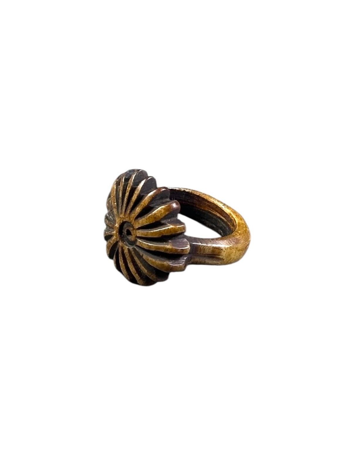 Vintage 1980s JAPANESE ARTISAN HANDCRAFTED BLAZING SUN HORN RING Size ONE SIZE - 3 Thumbnail