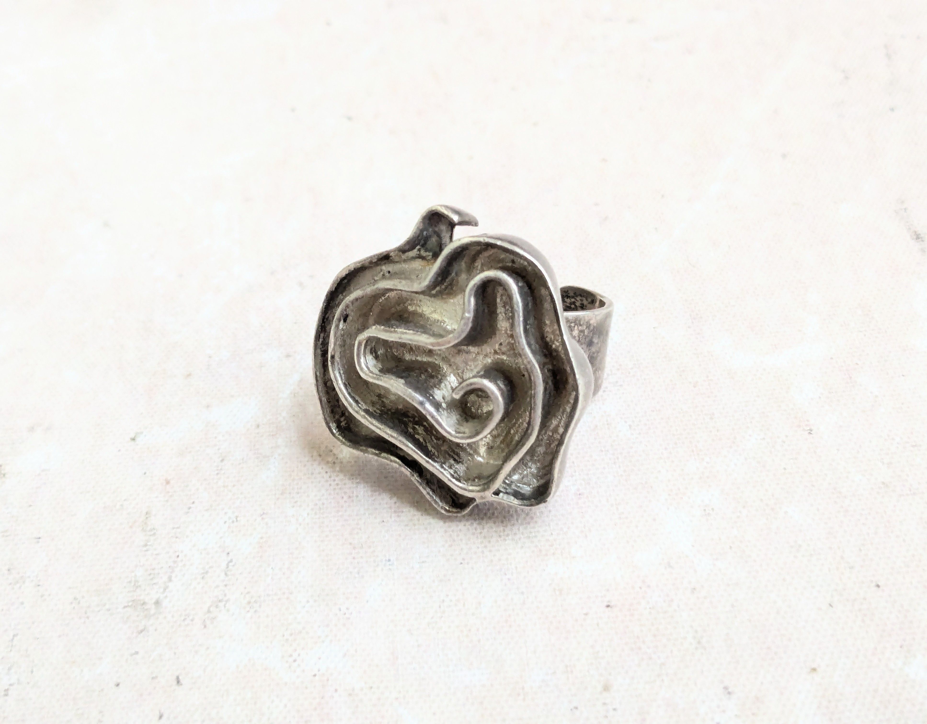 Sterling Silver Vintage Sterling Silver Ring Ilaria Floral Flower Cocktail Size ONE SIZE - 12 Thumbnail