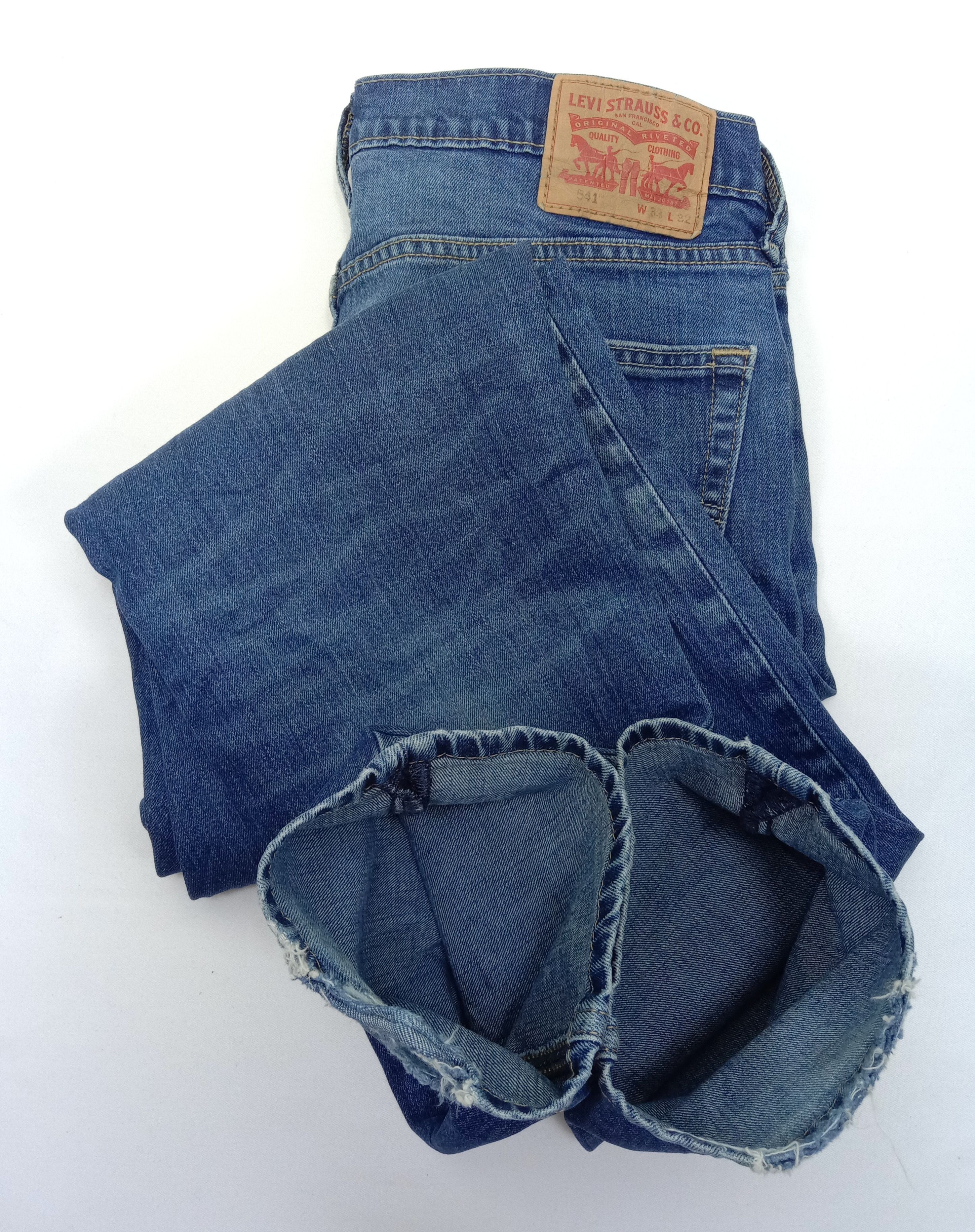 Levi's Vintage Levi's 541 Blue Wash Jeans Size US 33 - 14 Thumbnail
