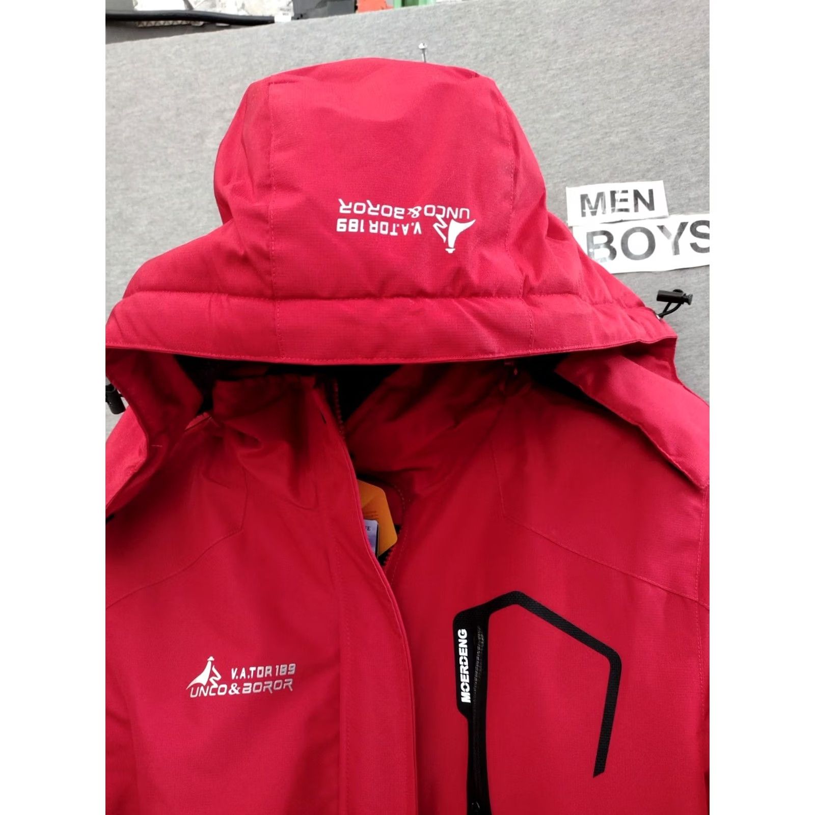Vintage MOERDENG Jacket Winter Waterproof Hooded Full Zip M Red Mens Size US M / EU 48-50 / 2 - 5 Thumbnail
