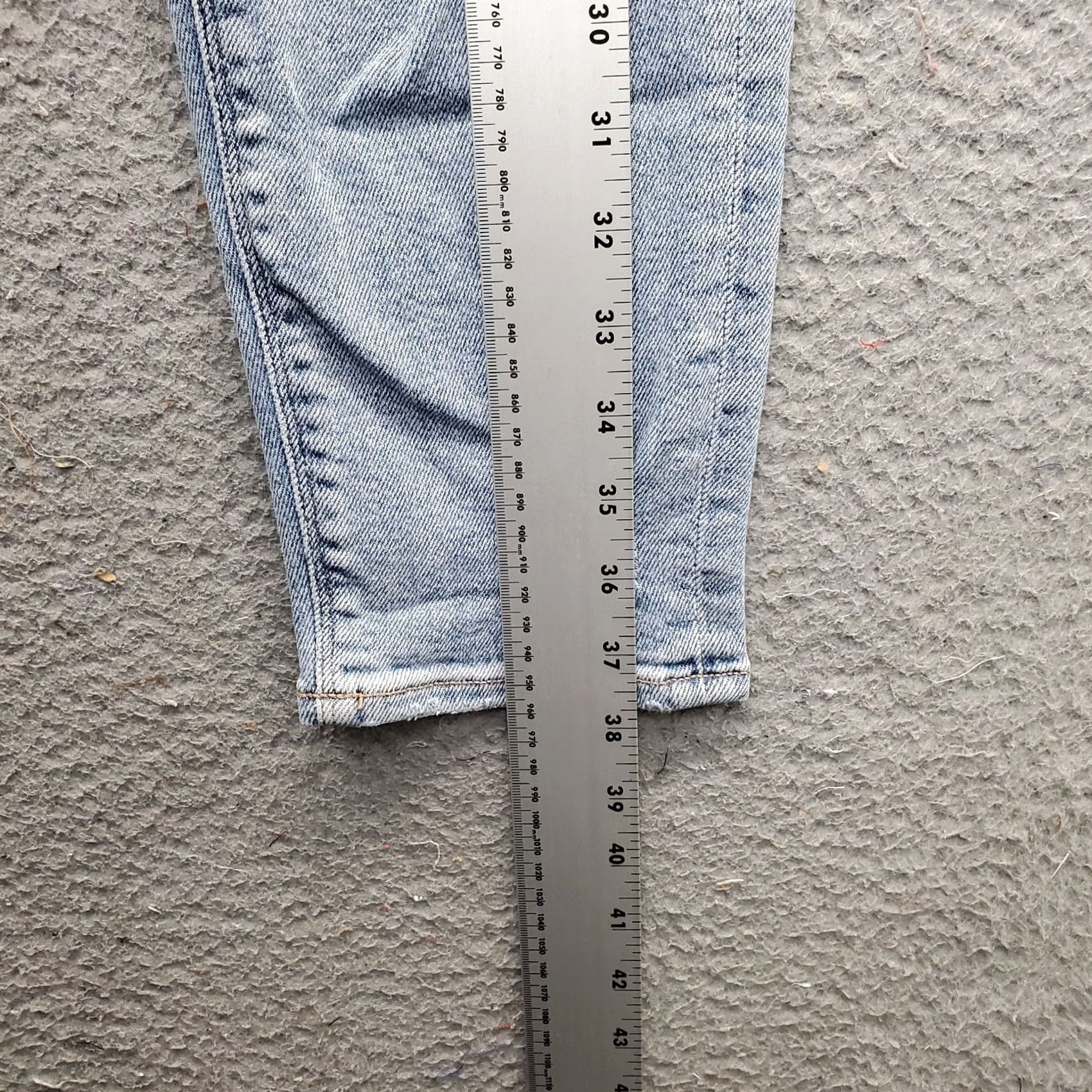American Eagle Outfitters American Eagle Outfitters Skinny Jeans Womens 0 Blue Denim Distressed 5-Pocket Jeans Womens Size 0 Blue Denim Distressed 5-Pocket Size 25" / US 0 / IT 36 - 3 Thumbnail