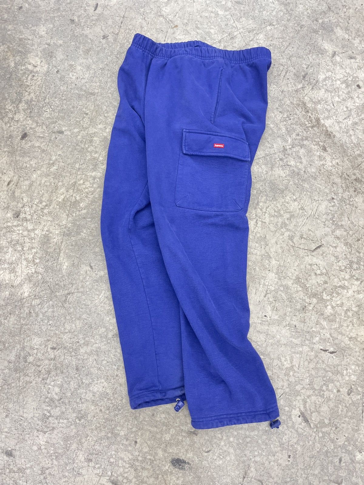 Supreme Supreme Logo Cargo Sweat Pant Size US 36 / EU 52 - 1 Thumbnail