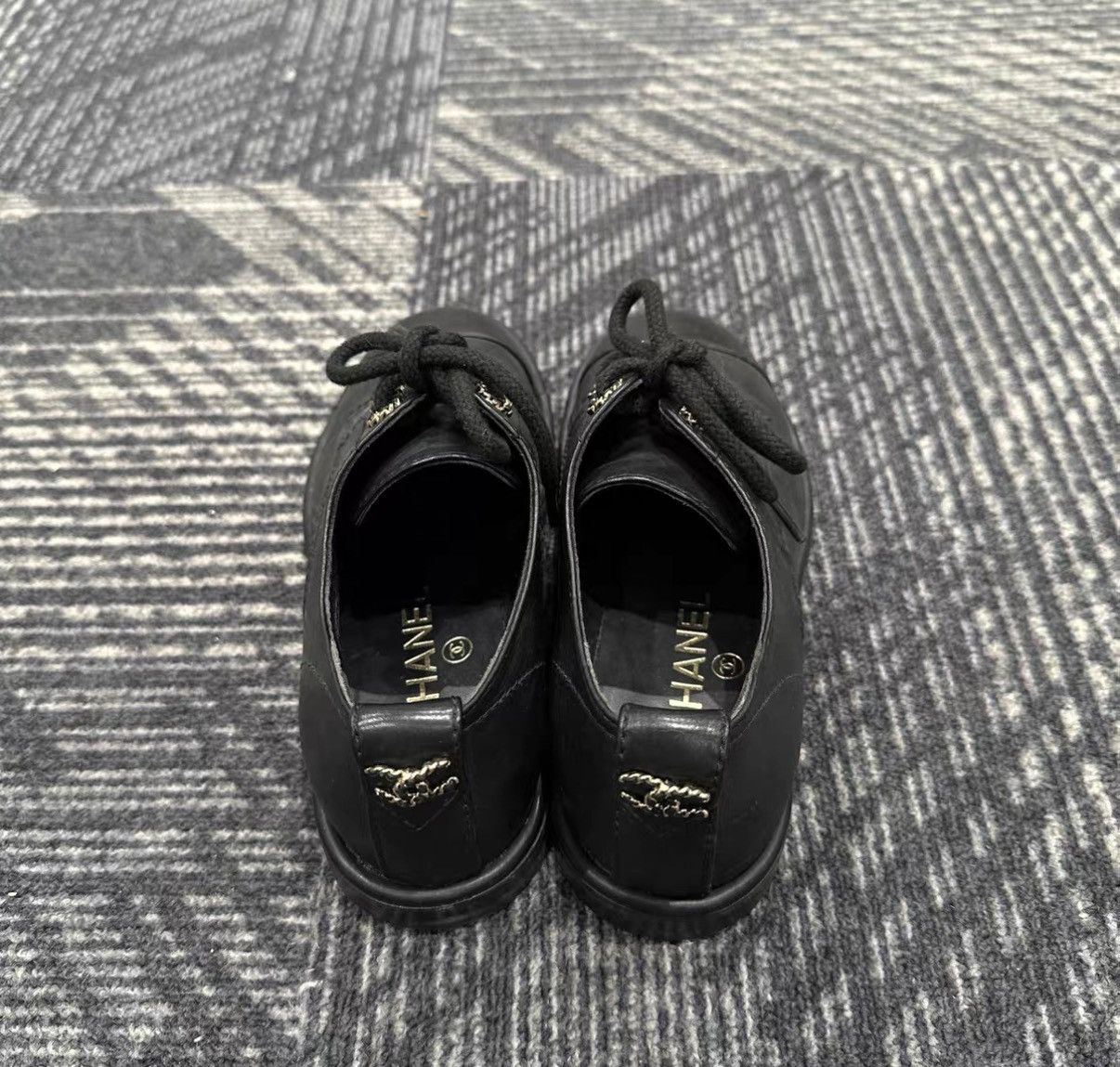 Chanel Chanel Black Leather Loafers J42 Size US 5 / IT 35 - 3 Thumbnail