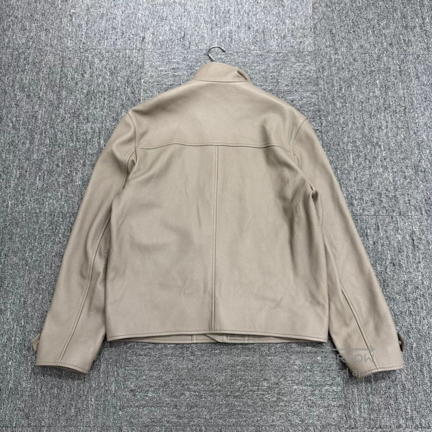 Hermes hermes suede jacket in beige size 50. Size US L / EU 52-54 / 3 - 2 Thumbnail