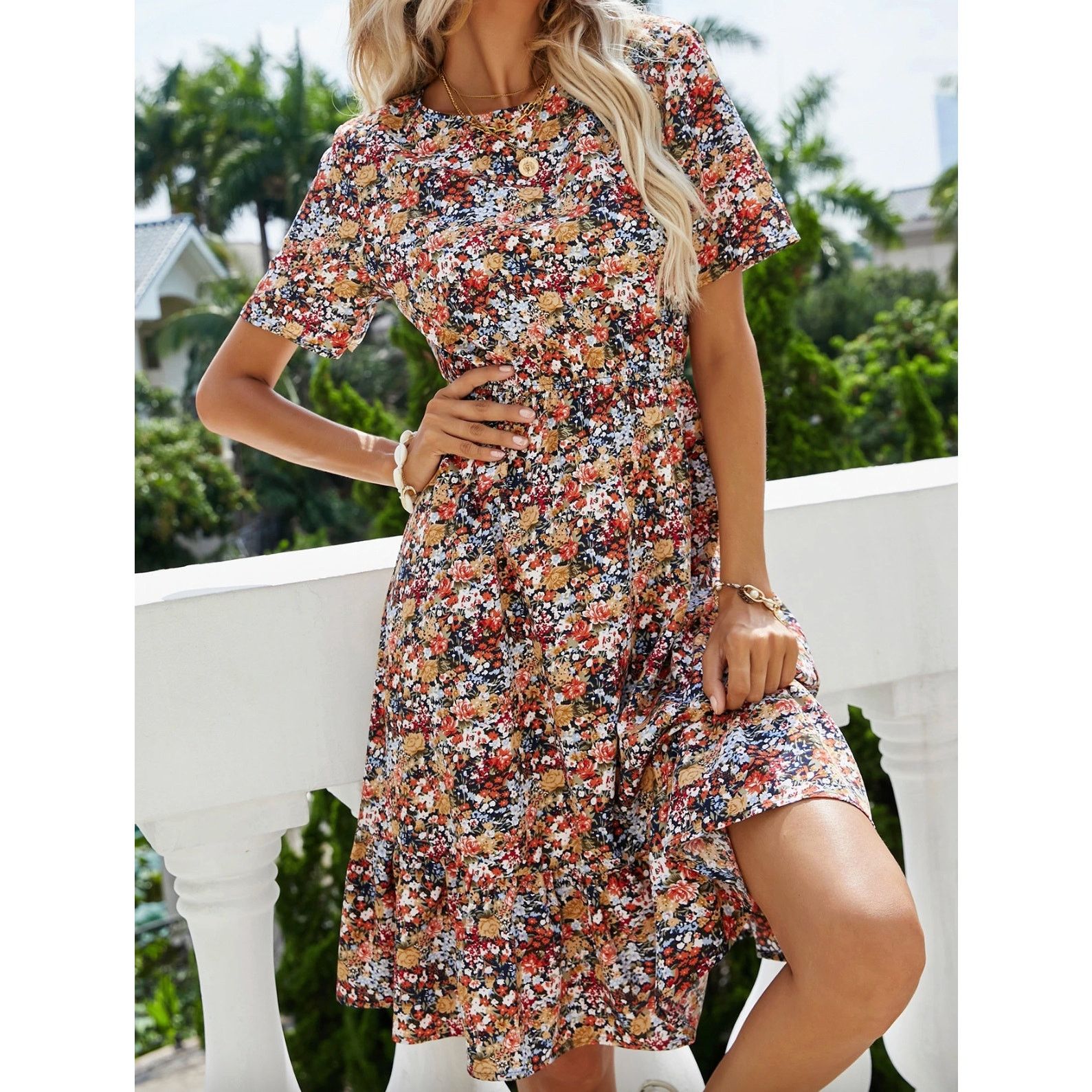 Shein Shein Clasi Ditsy Floral Keyhole Back Midi Dress Medium Size M / US 6-8 / IT 42-44 - 3 Thumbnail