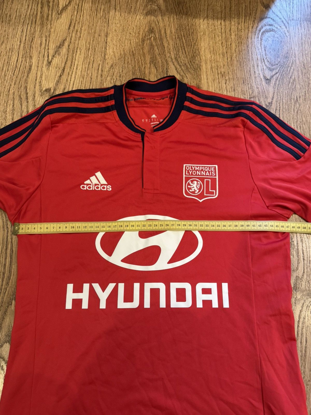 Adidas OLYMPIQUE LYONNAIS 2015-16 ADIDAS FOOTBALL JERSEY S11912 S Size US S / EU 44-46 / 1 - 3 Thumbnail