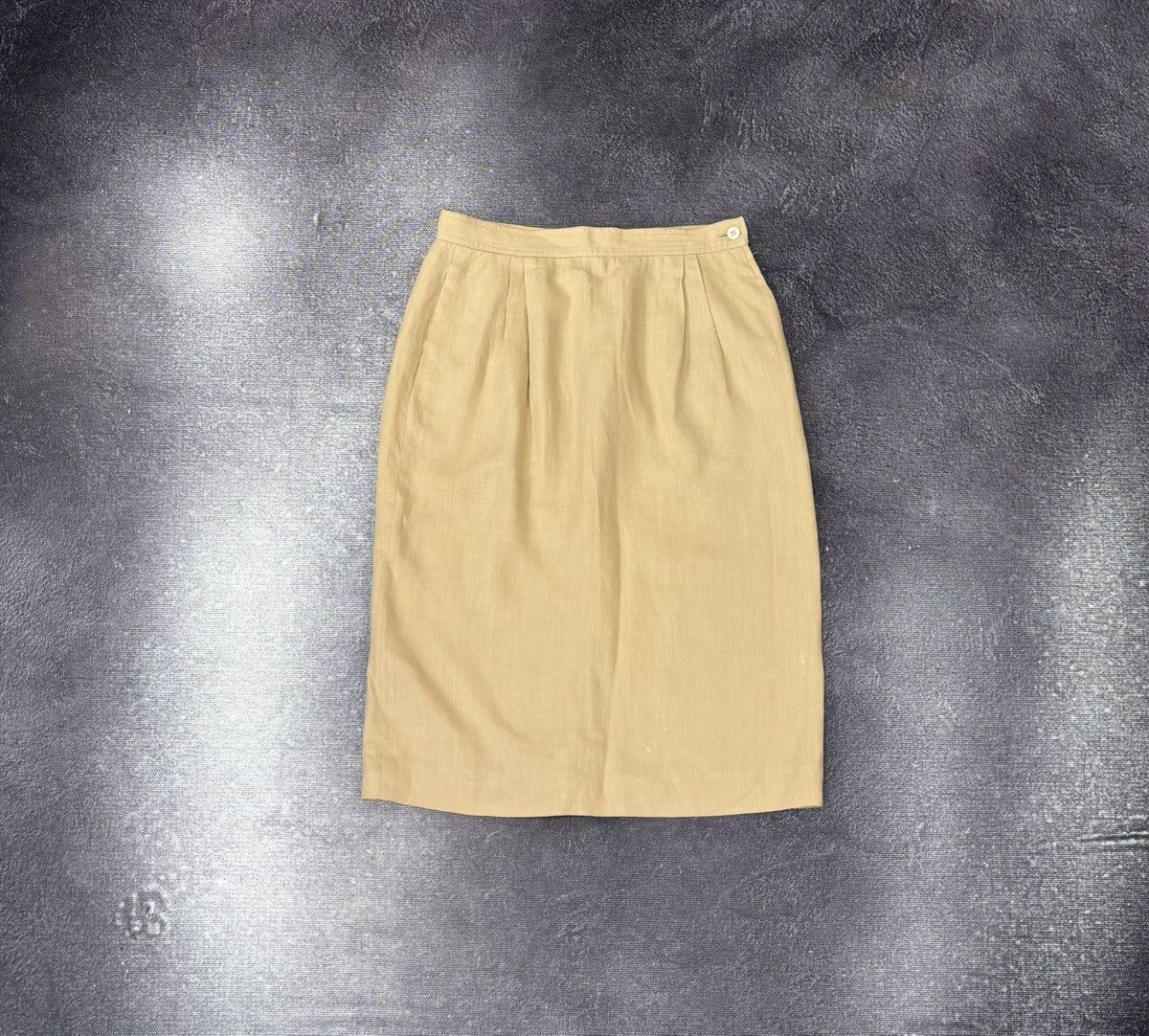 Valentino Vintage Valentino Beige/Yellow Italian Luxury Linen Skirt Size 32" / US 10 / IT 46 - 1 Thumbnail
