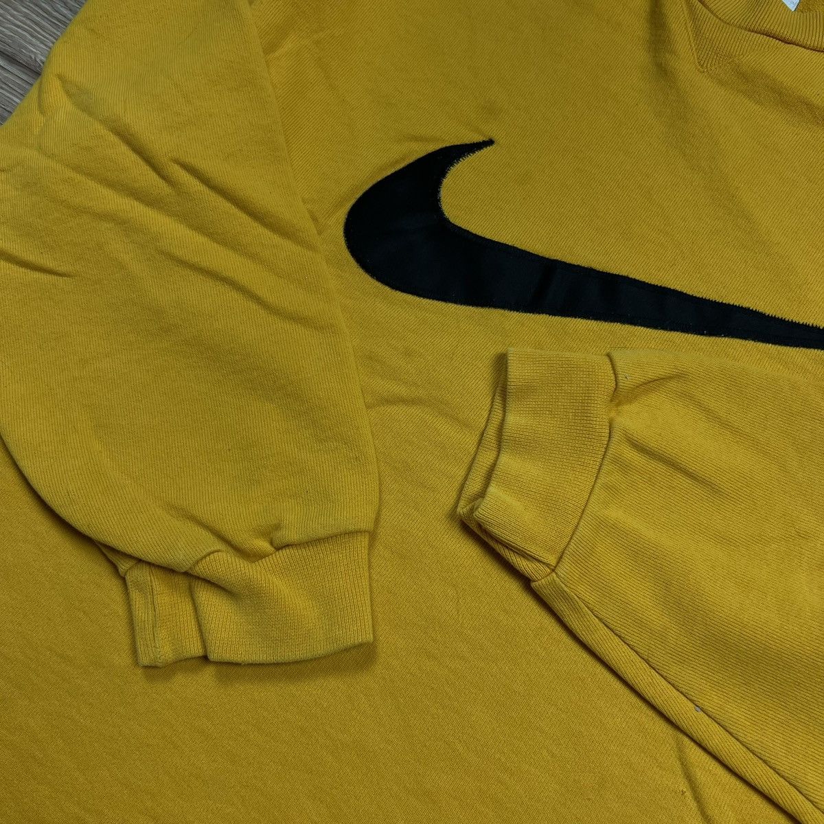 Nike 90s Nike Big Central Swoosh Vintage Y2K Sweatshirt Size US M / EU 48-50 / 2 - 7 Thumbnail