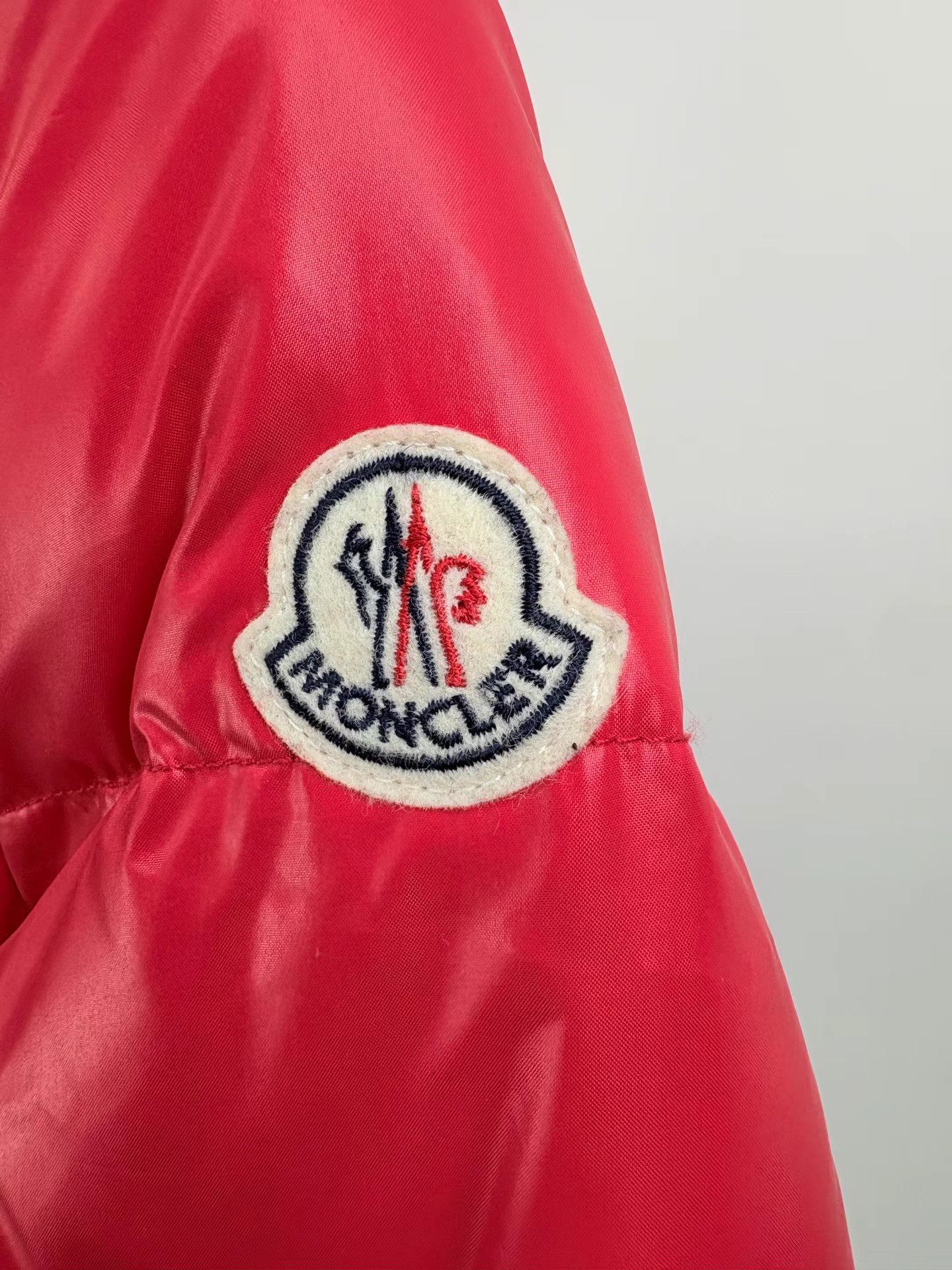 Moncler MONCLER Red Waist-Fitted Down Jacket Size US M / EU 48-50 / 2 - 3 Thumbnail