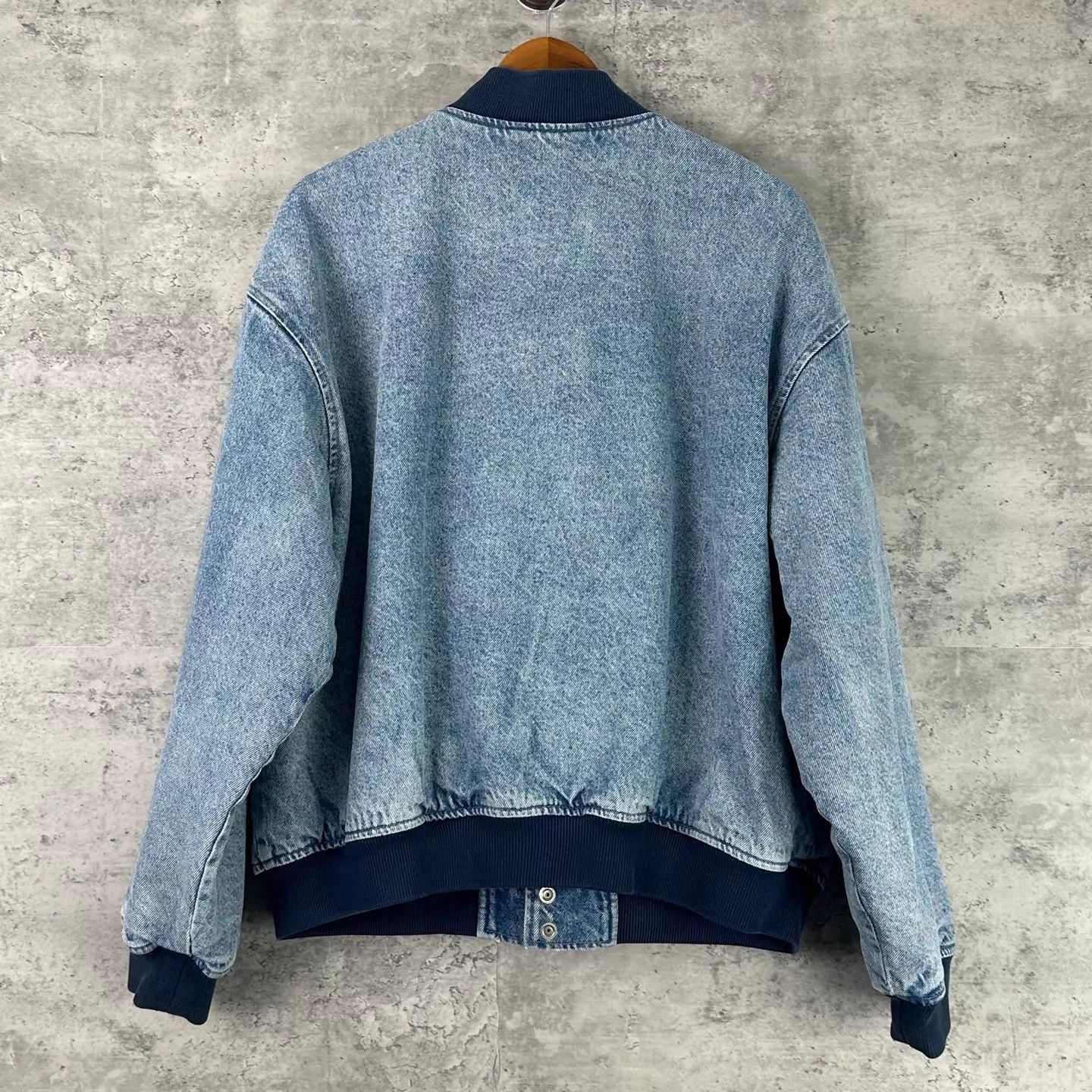 Supreme Supreme Logo Print Washed Denim Padded Jacket L 99 New Size US L / EU 52-54 / 3 - 2 Thumbnail