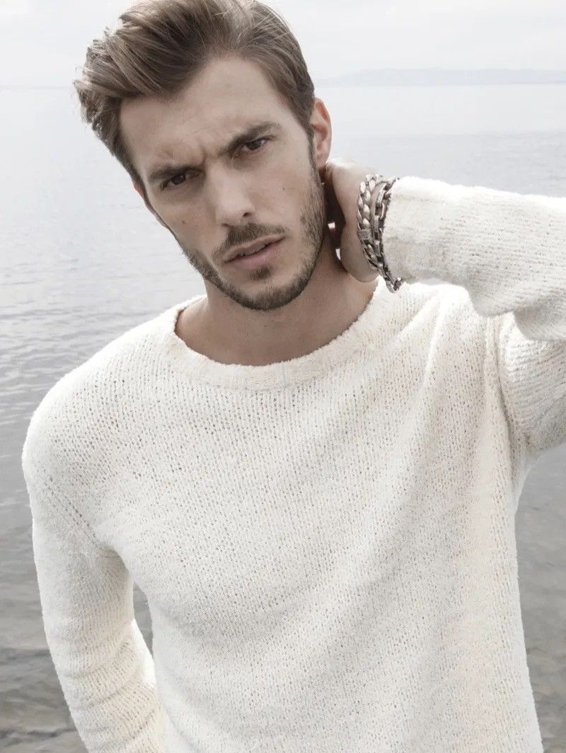 John Varvatos Cashmere Sweater. Size medium Size US M / EU 48-50 / 2 - 1 Thumbnail