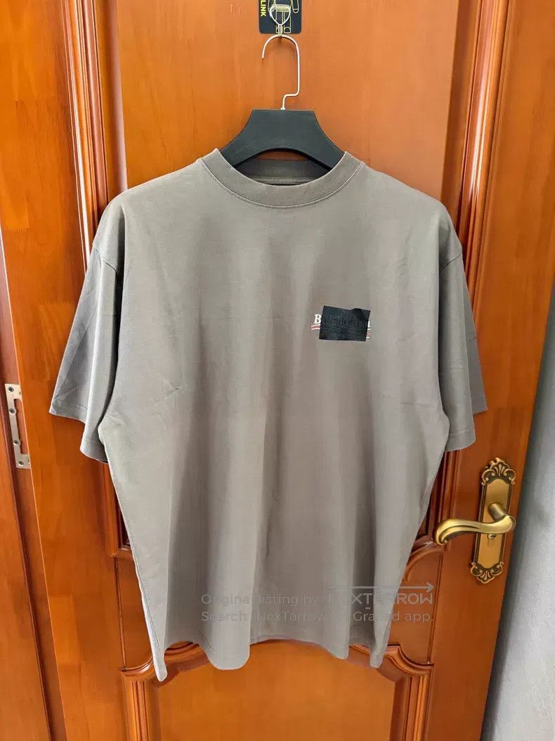 Balenciaga Balenciaga Grey Tape Coca-Cola Short Sleeve T-Shirt Size US M / EU 48-50 / 2 - 1 Thumbnail