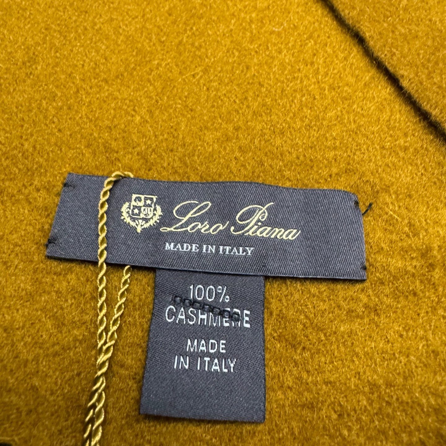 Loro Piana Loro Piana Cashmere Scarf 166x44cm New with Tags Size ONE SIZE - 3 Thumbnail