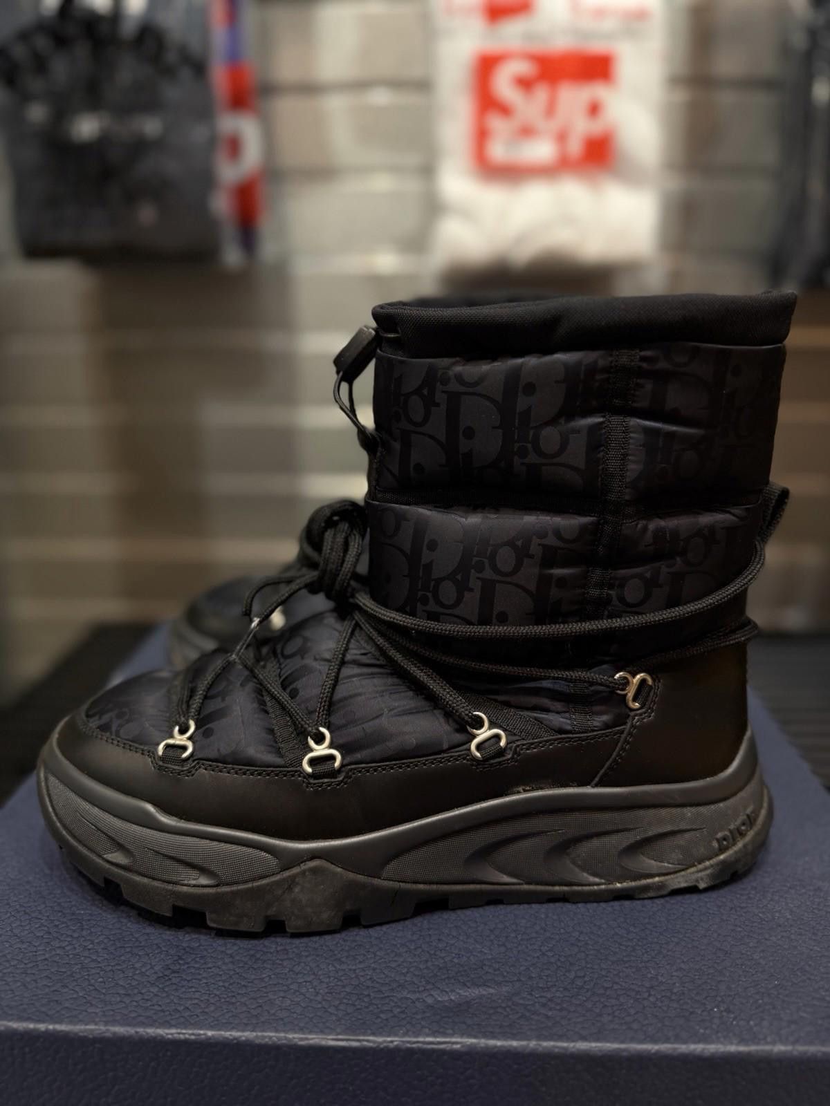 Dior Size 41EU/8US Dior Snow Ankle Boots Black $1550 Retail Size US 8 / EU 41 - 5 Thumbnail