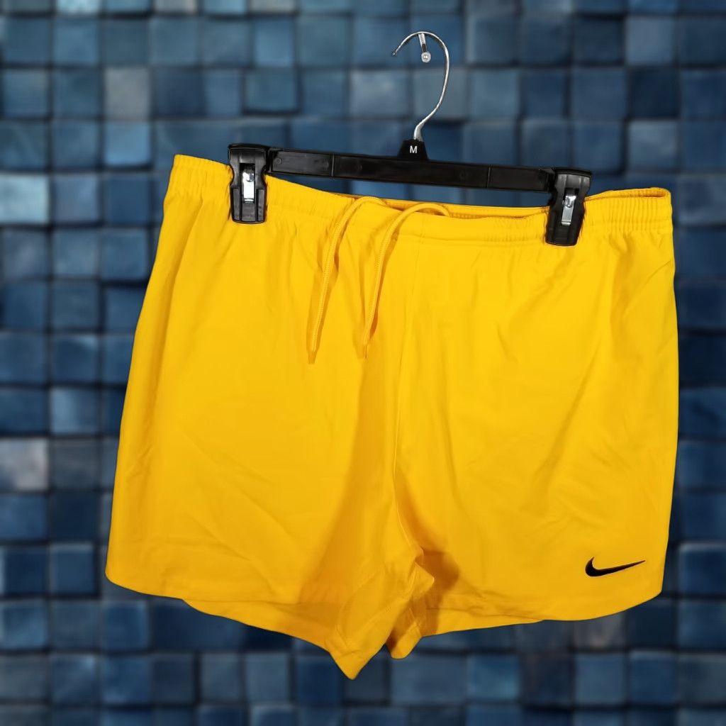 Nike Nike Shorts Womens Medium Training Running Athletic Gym Soccer Activewear Yellow Size 32" / US 10 / IT 46 - 1 Thumbnail