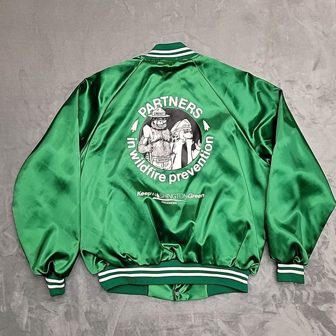 Vintage VTG Smokey Bear Jacket XL Satin Bomber Green USA Made Nike Size US XL / EU 56 / 4 - 6 Thumbnail
