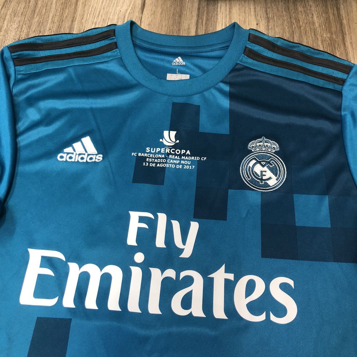 Adidas Real Madrid 2017 supercopa final shirt #11 Bale Size US L / EU 52-54 / 3 - 3 Thumbnail