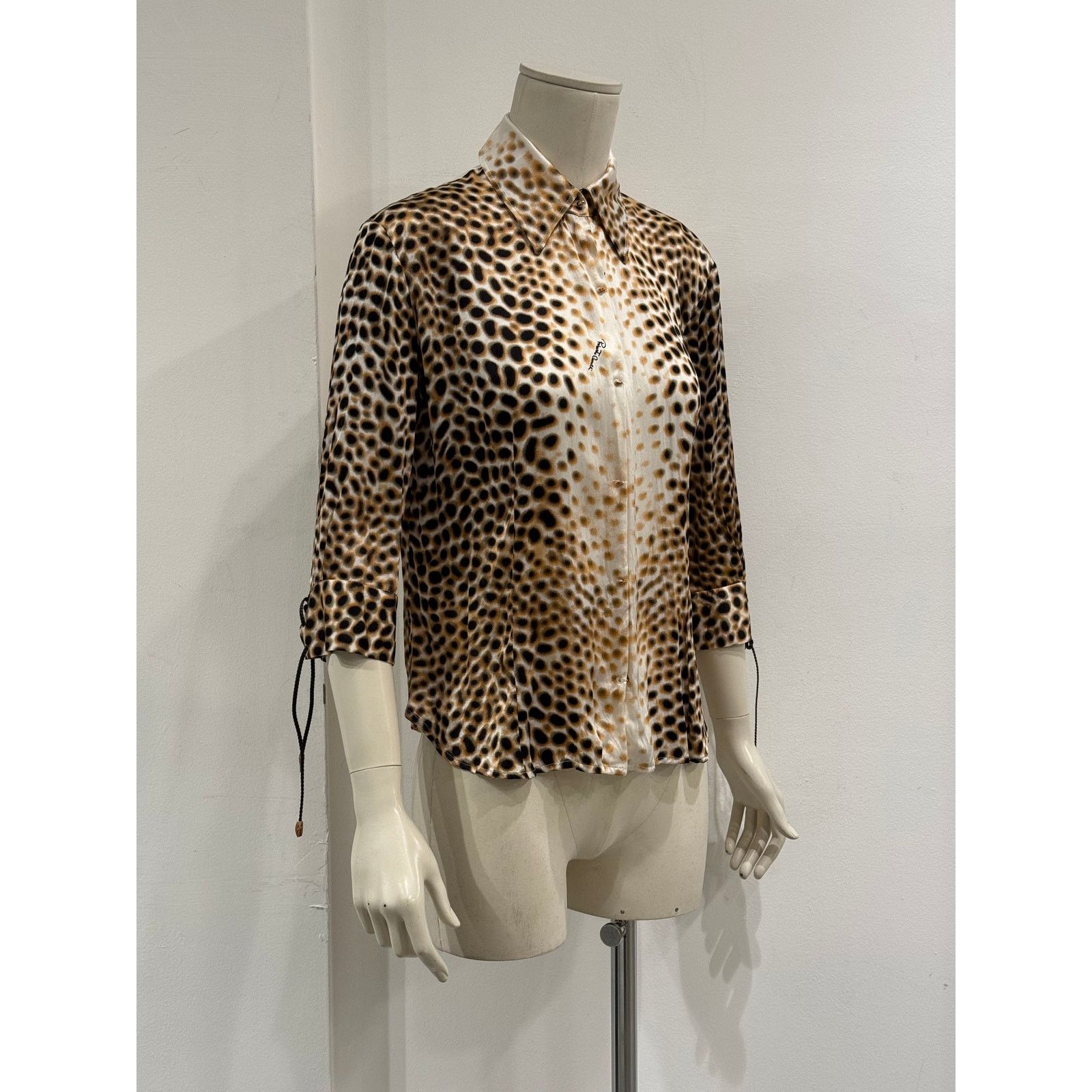 Roberto Cavalli 2000s Roberto Cavalli Leopard Print silk shirt Size M / US 6-8 / IT 42-44 - 3 Thumbnail