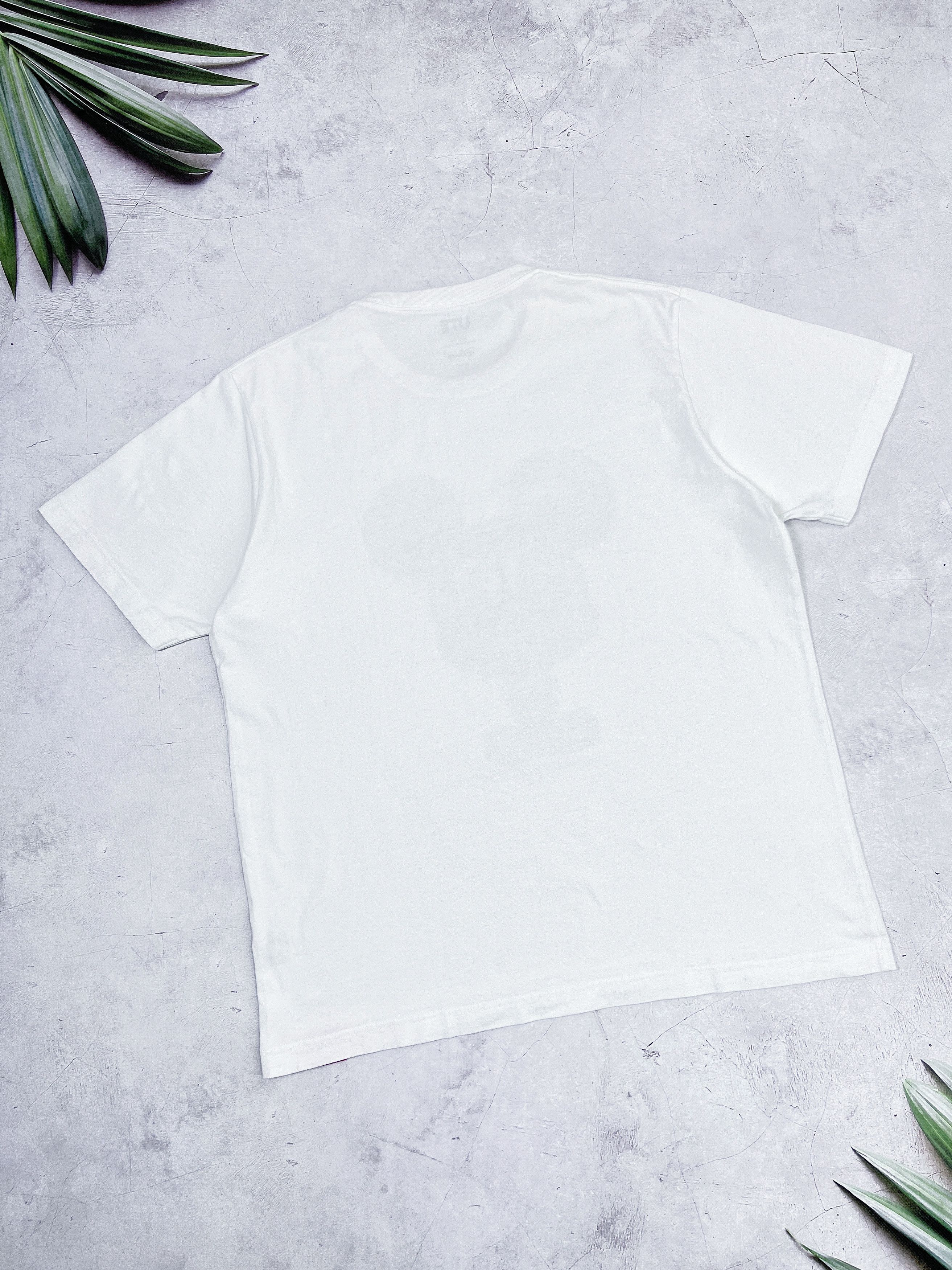 Mickey Mouse × Uniqlo Uniqlo UT x Disney T-Shirt Mickey Mouse Jeans Logo Size US L / EU 52-54 / 3 - 8 Thumbnail