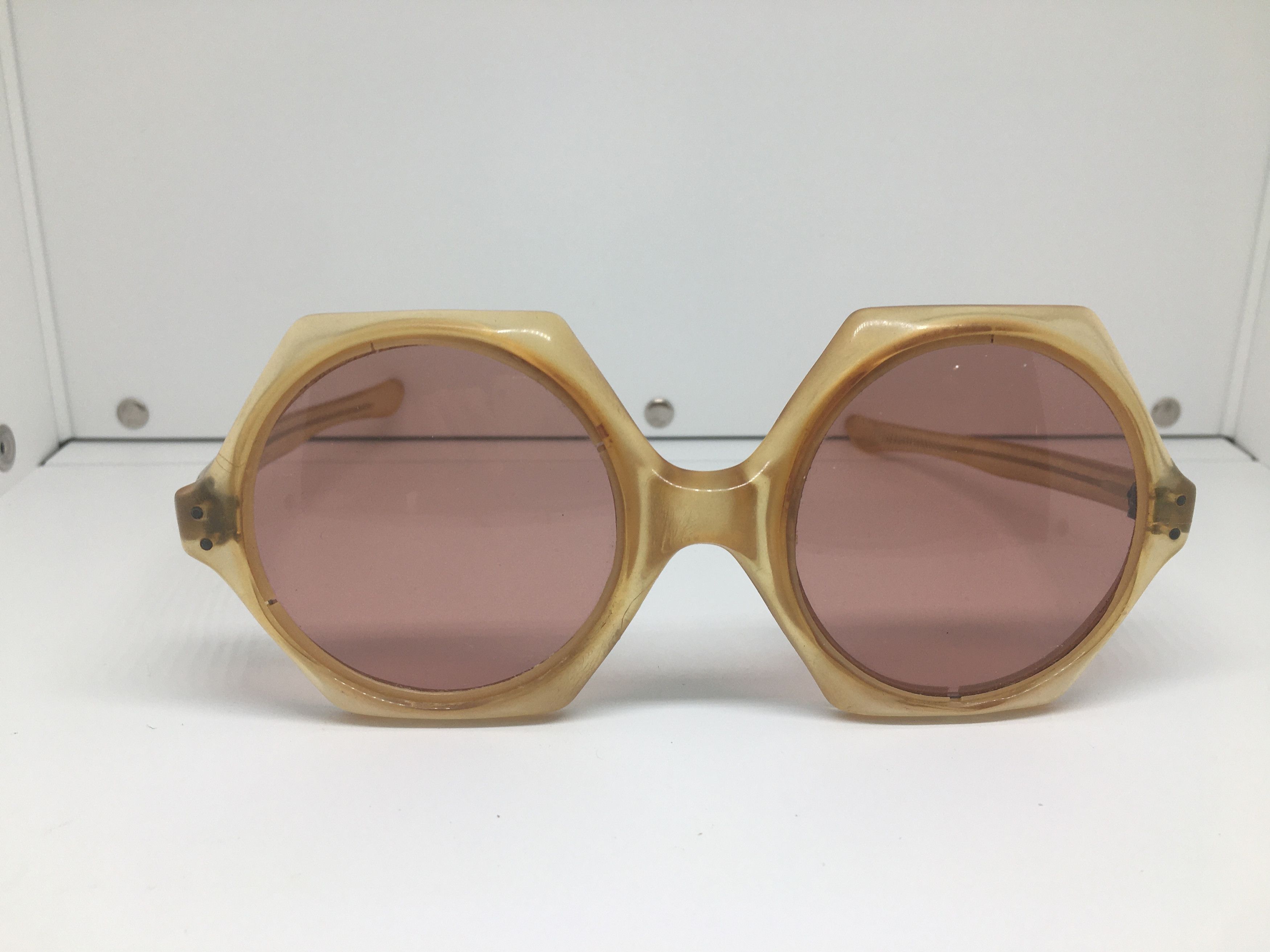 Vintage Vintage Handmade Round Sunglasses Glass Lens France Size ONE SIZE - 1 Thumbnail